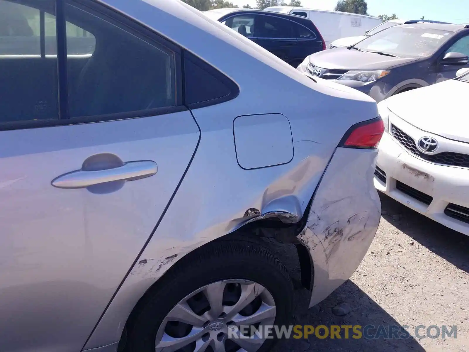 9 Photograph of a damaged car JTDEPRAE3LJ019947 TOYOTA COROLLA 2020