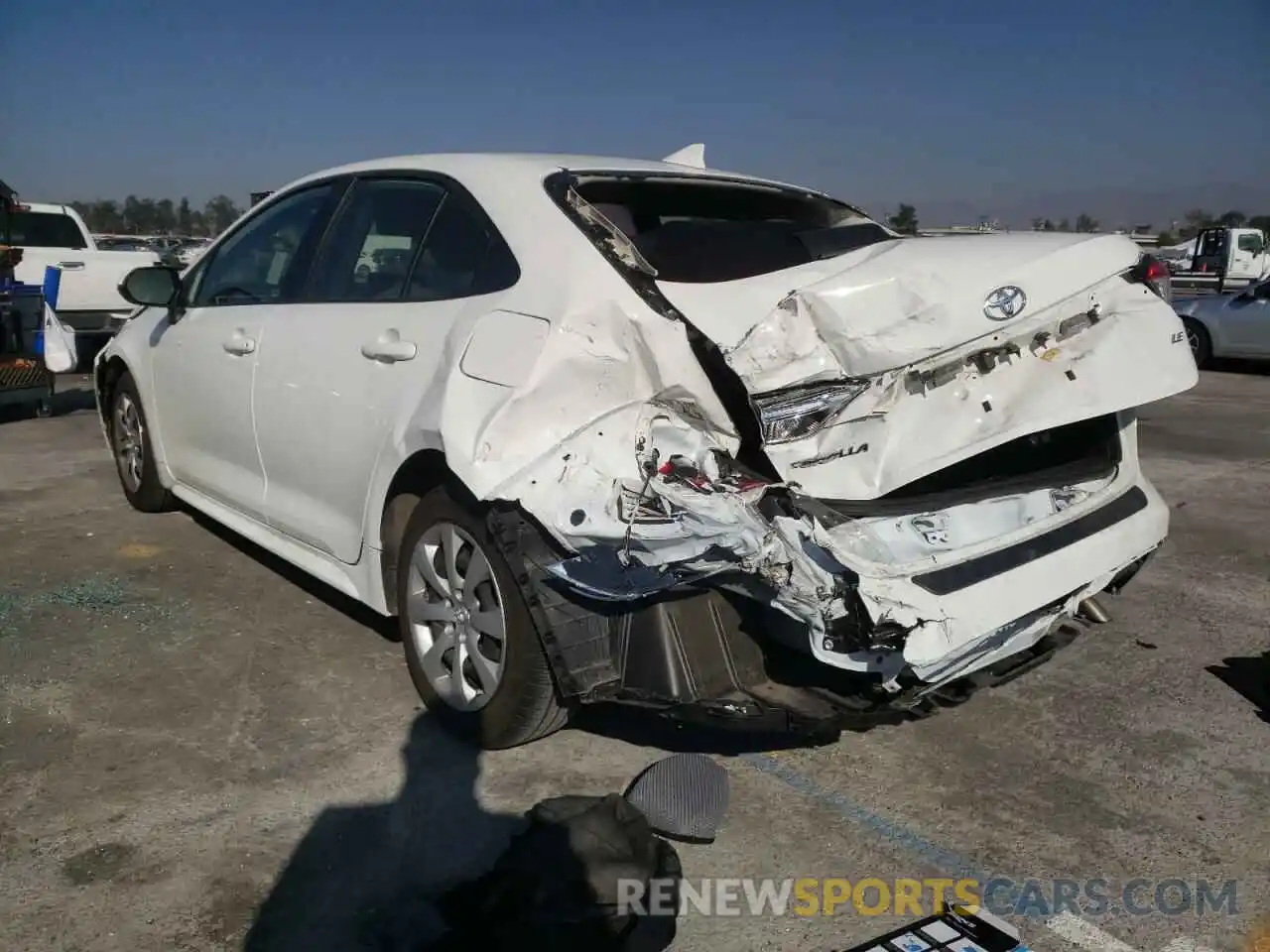 3 Photograph of a damaged car JTDEPRAE3LJ020600 TOYOTA COROLLA 2020