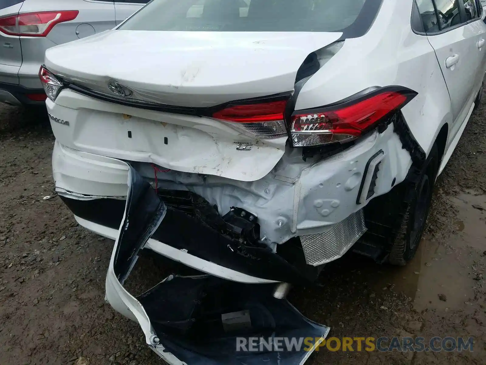 9 Фотография поврежденного автомобиля JTDEPRAE3LJ023299 TOYOTA COROLLA 2020