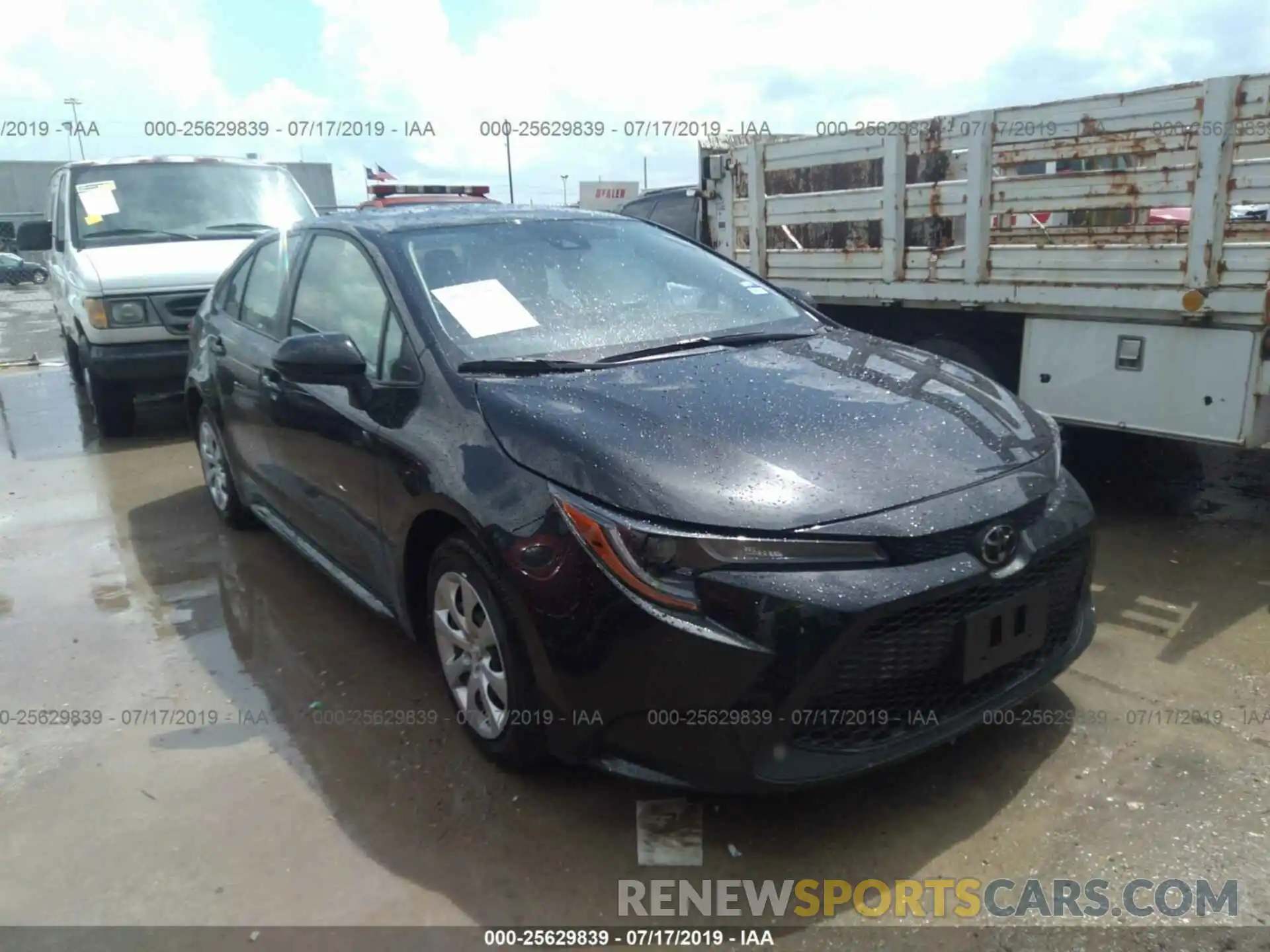 1 Photograph of a damaged car JTDEPRAE3LJ025859 TOYOTA COROLLA 2020