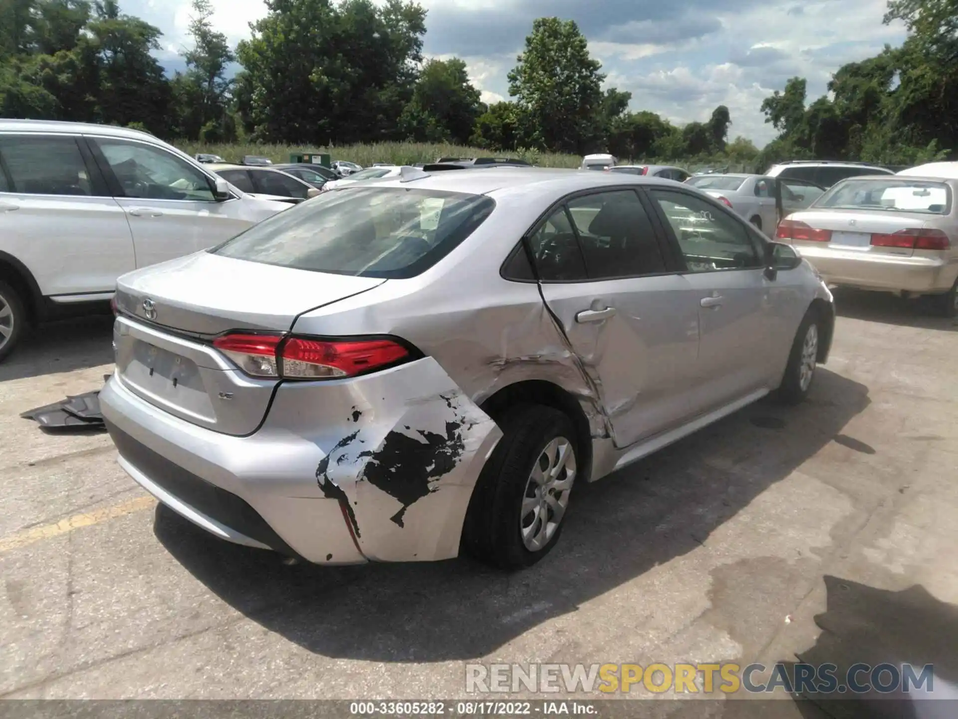 4 Photograph of a damaged car JTDEPRAE3LJ031712 TOYOTA COROLLA 2020