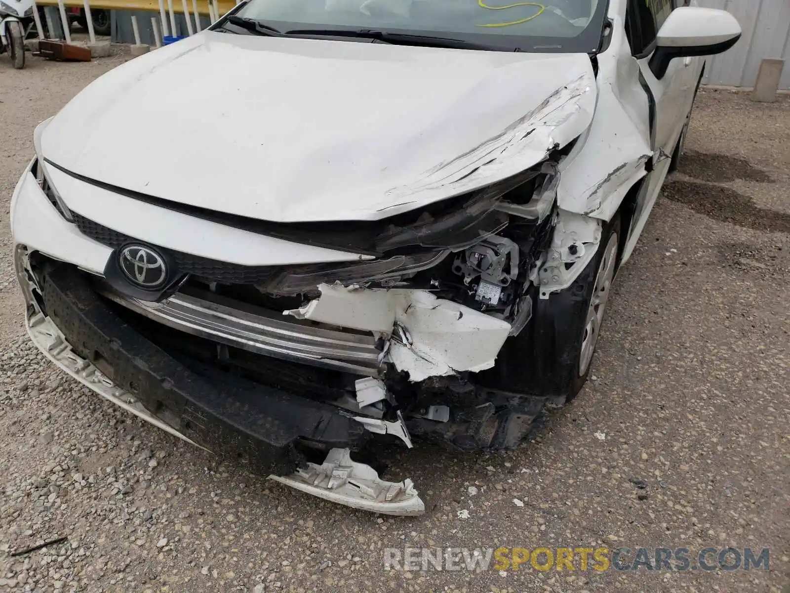 9 Photograph of a damaged car JTDEPRAE3LJ031810 TOYOTA COROLLA 2020