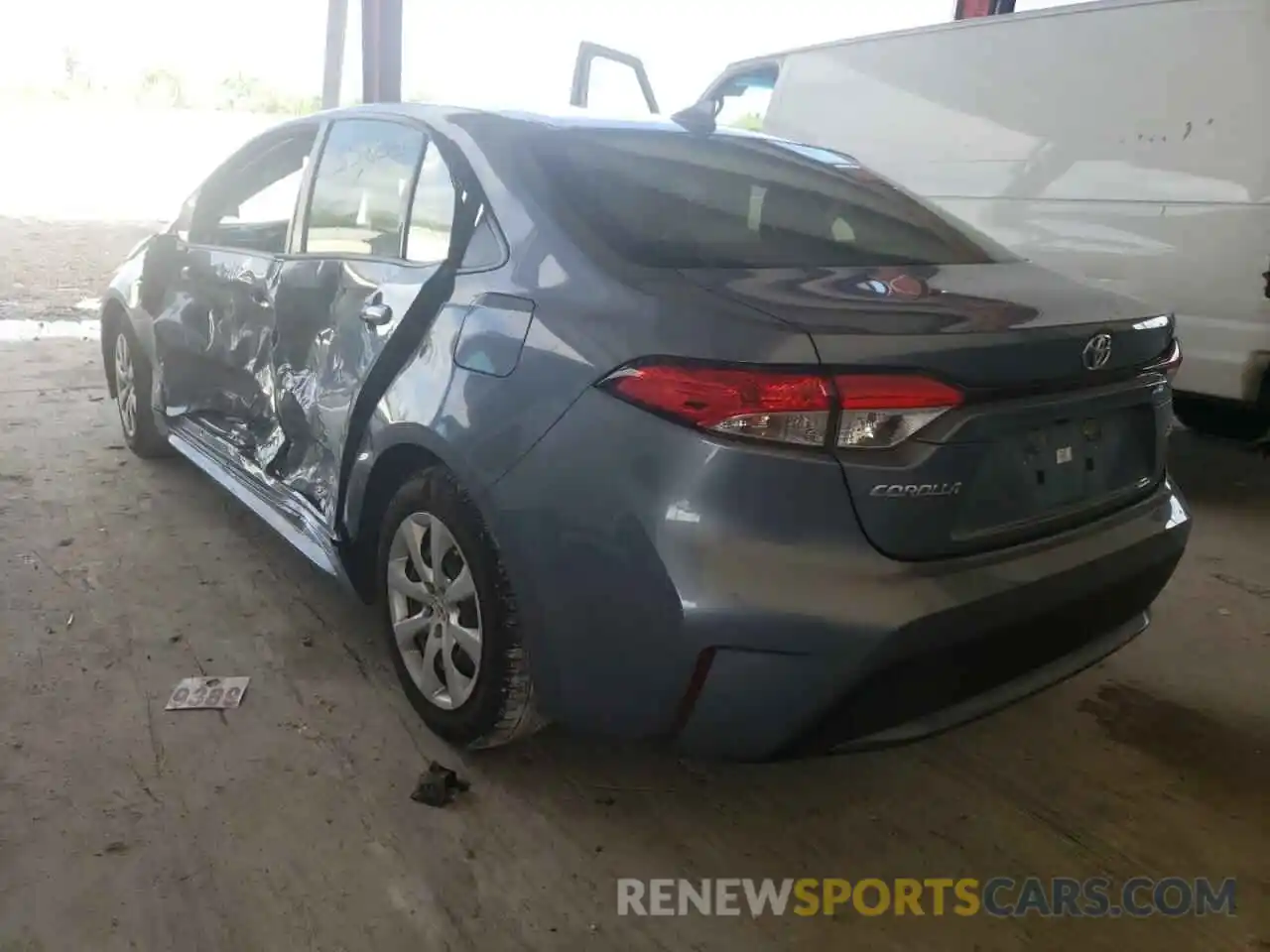 3 Photograph of a damaged car JTDEPRAE3LJ032102 TOYOTA COROLLA 2020