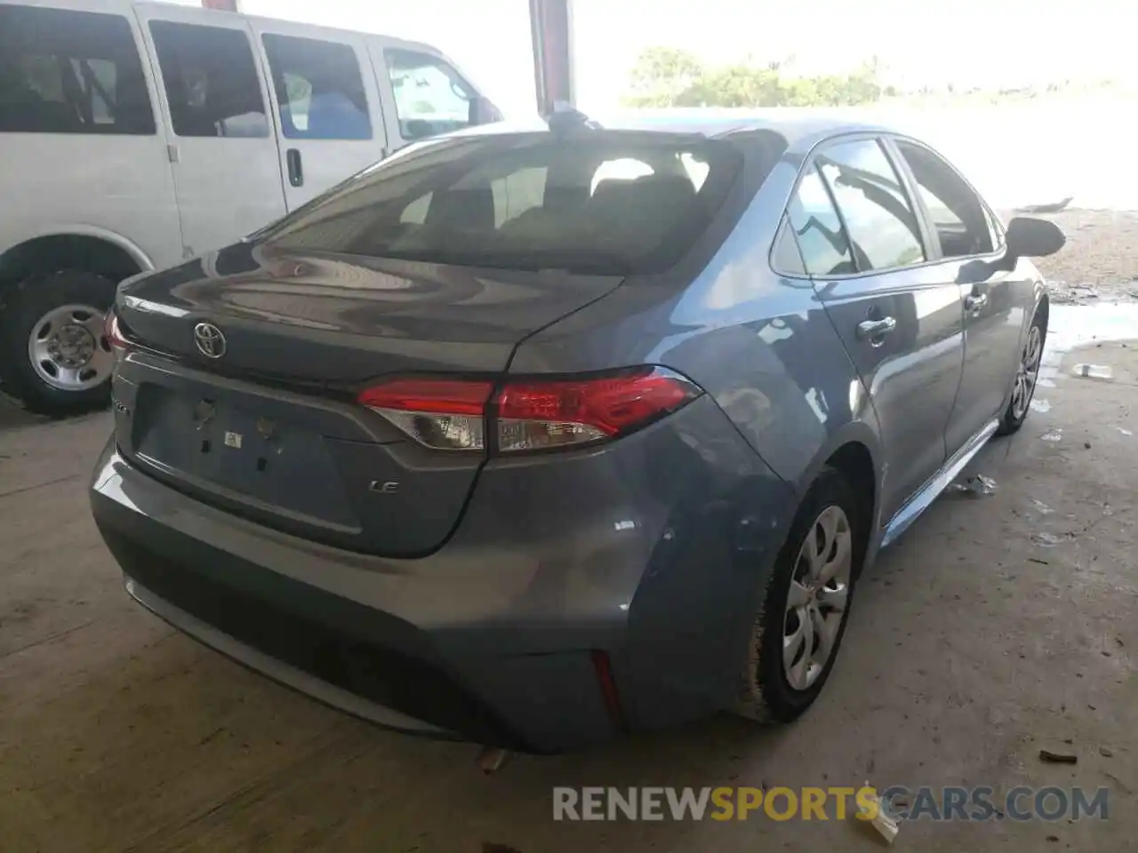 4 Photograph of a damaged car JTDEPRAE3LJ032102 TOYOTA COROLLA 2020