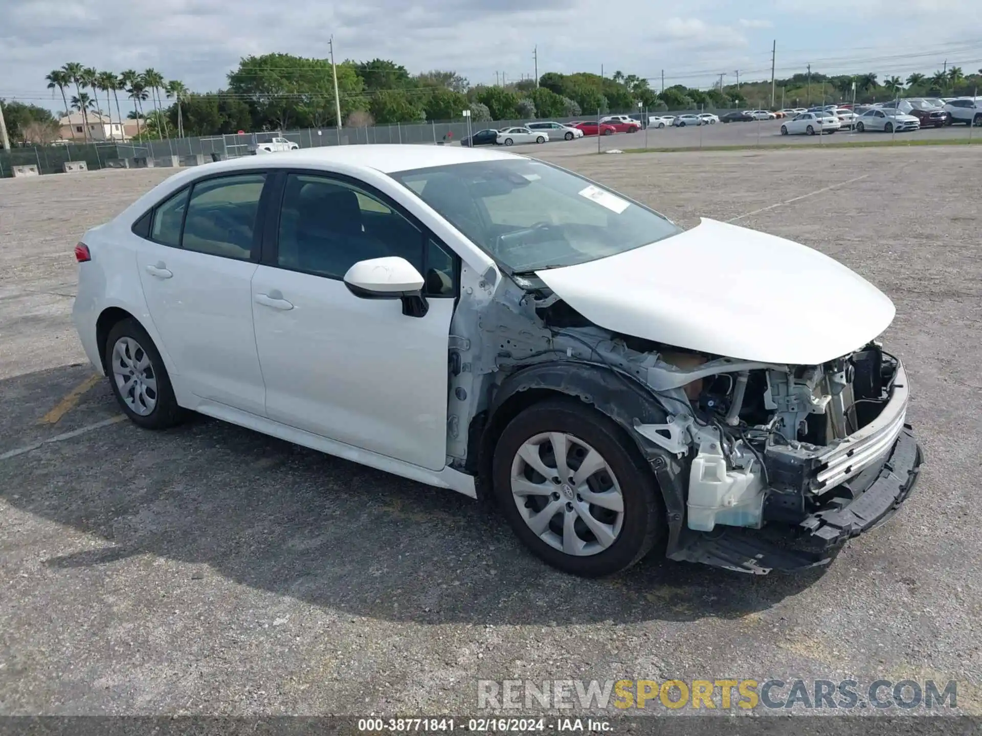 1 Photograph of a damaged car JTDEPRAE3LJ033296 TOYOTA COROLLA 2020