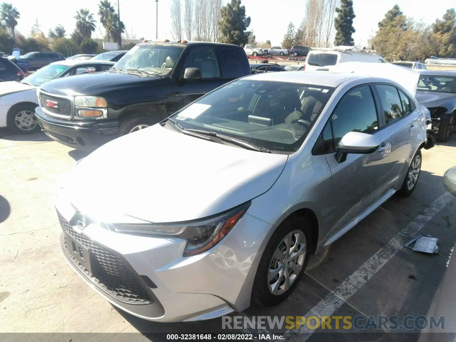 2 Photograph of a damaged car JTDEPRAE3LJ033380 TOYOTA COROLLA 2020