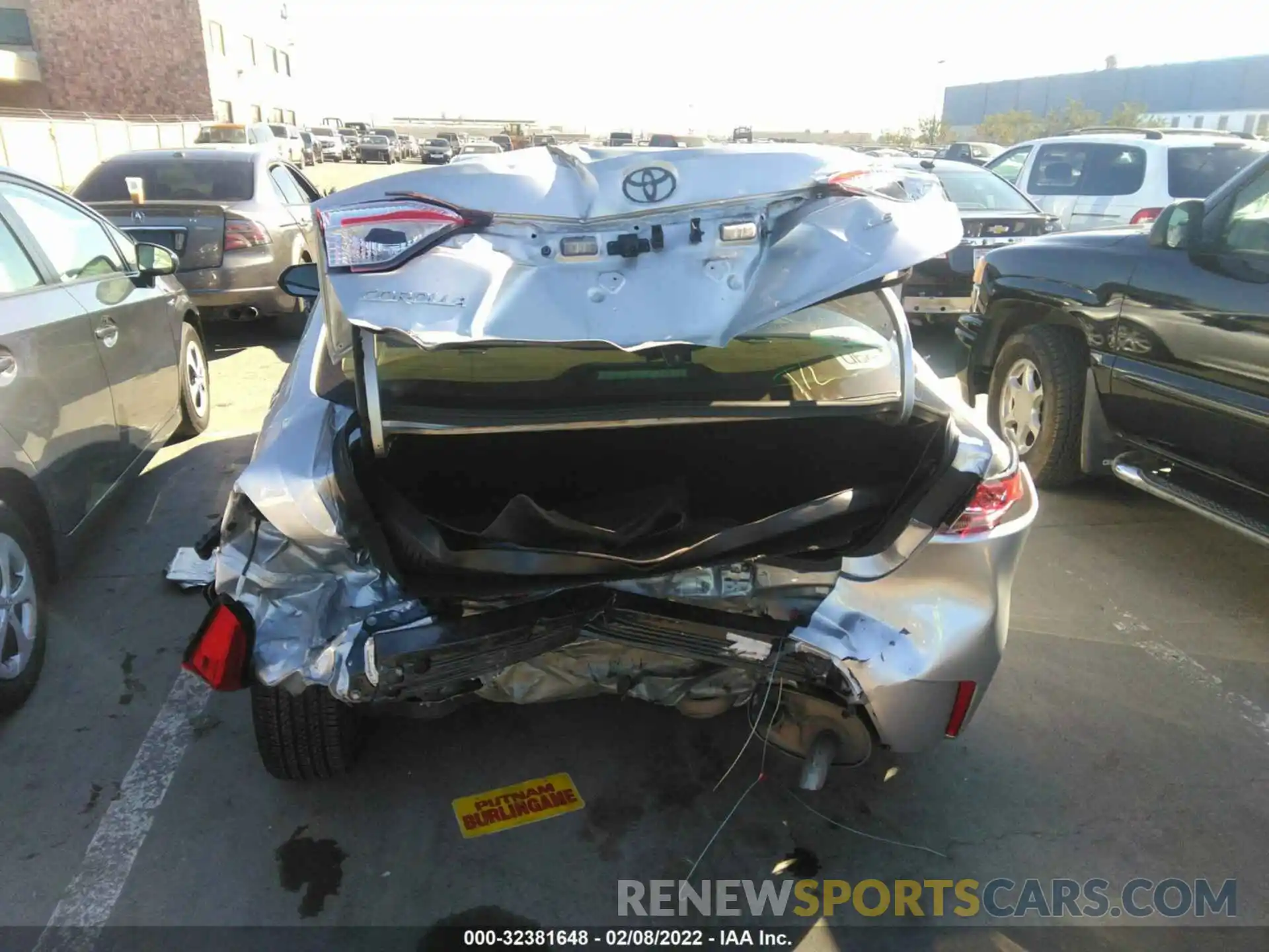 6 Photograph of a damaged car JTDEPRAE3LJ033380 TOYOTA COROLLA 2020