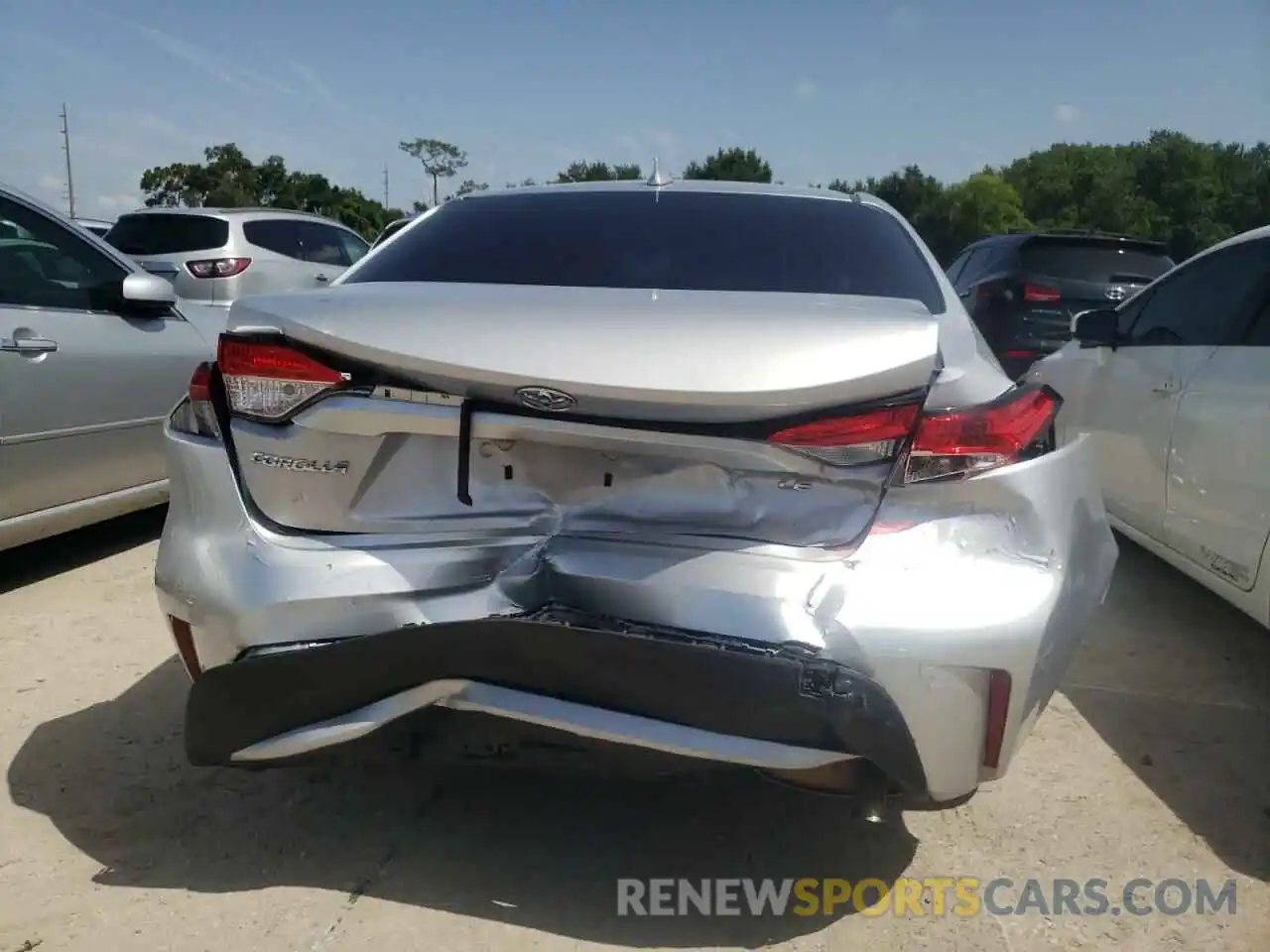 9 Photograph of a damaged car JTDEPRAE3LJ036344 TOYOTA COROLLA 2020