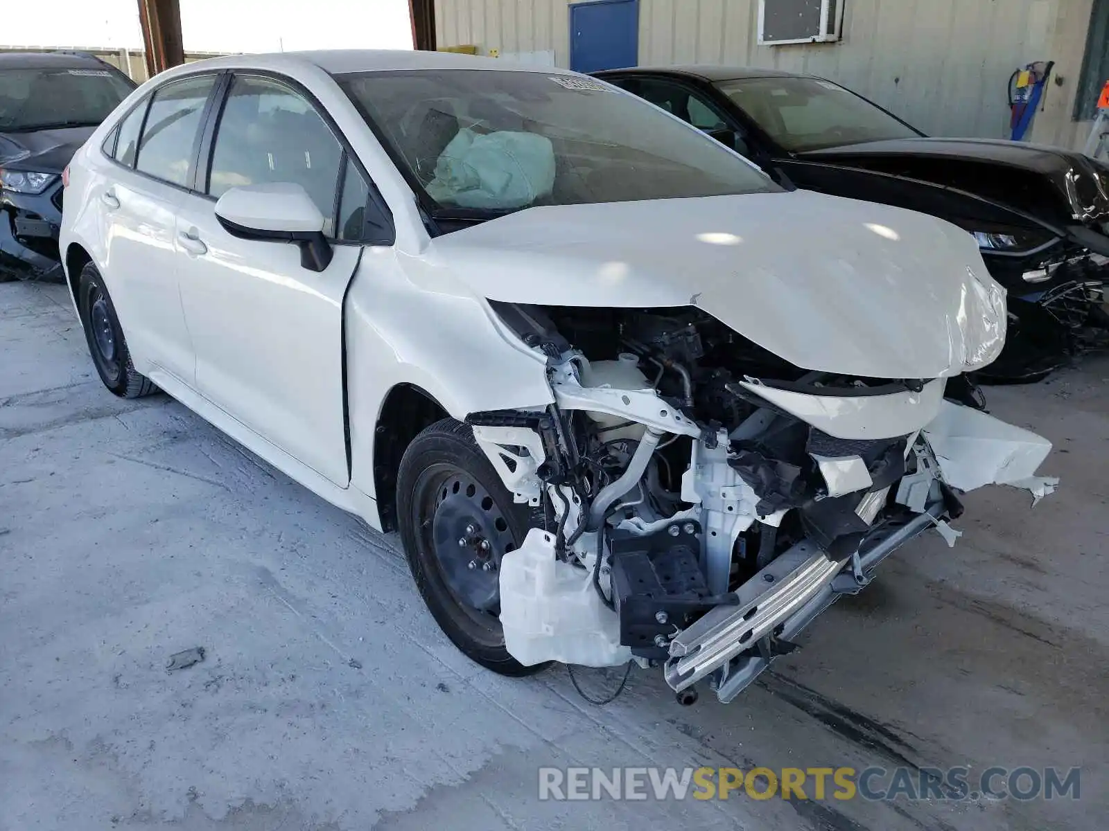 1 Photograph of a damaged car JTDEPRAE3LJ036487 TOYOTA COROLLA 2020