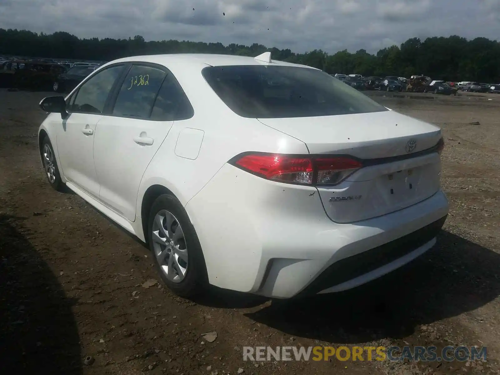 3 Photograph of a damaged car JTDEPRAE3LJ038532 TOYOTA COROLLA 2020