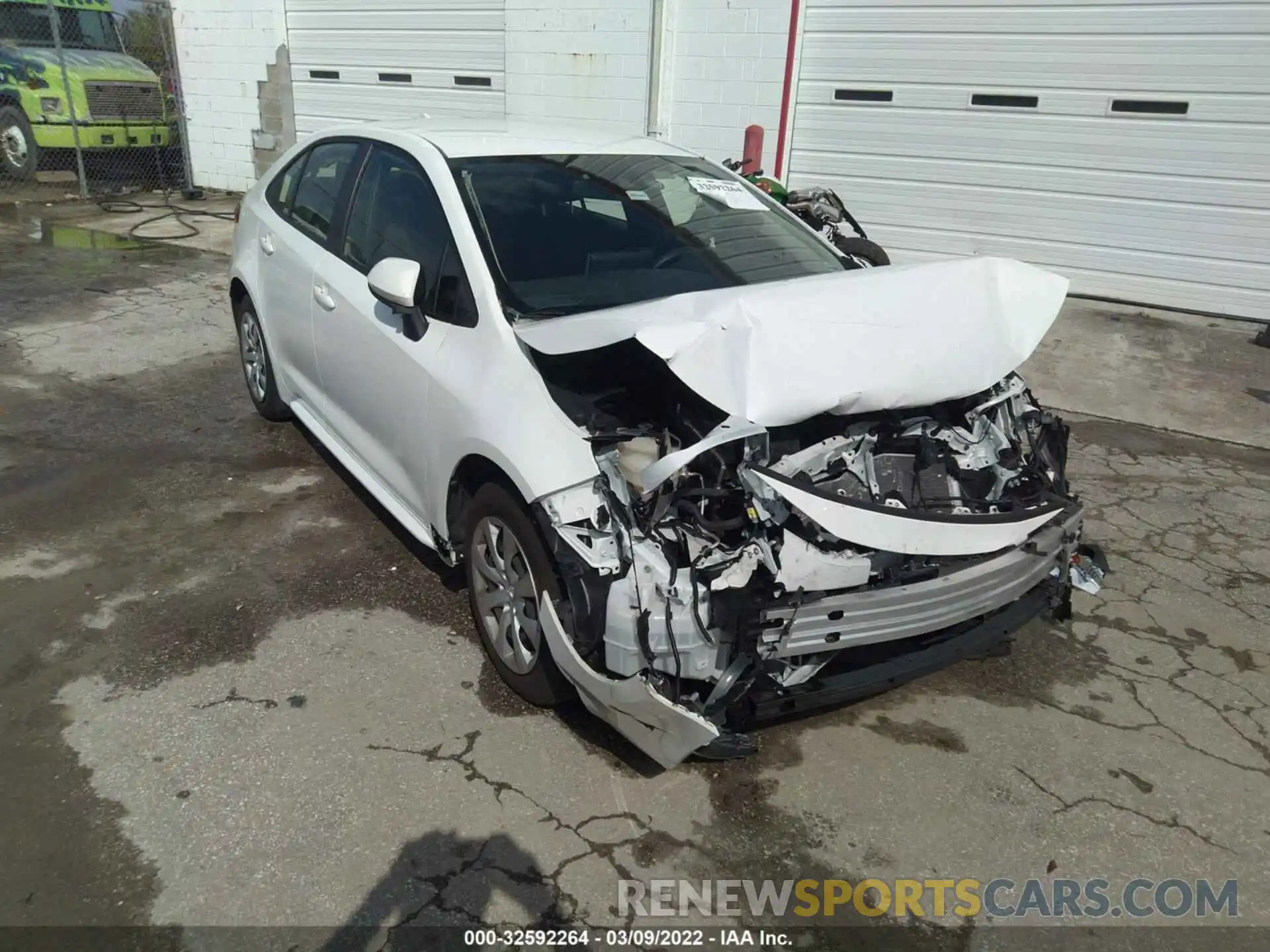 6 Photograph of a damaged car JTDEPRAE3LJ039132 TOYOTA COROLLA 2020