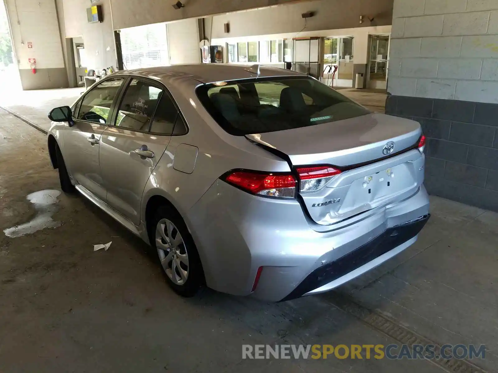 3 Photograph of a damaged car JTDEPRAE3LJ041107 TOYOTA COROLLA 2020