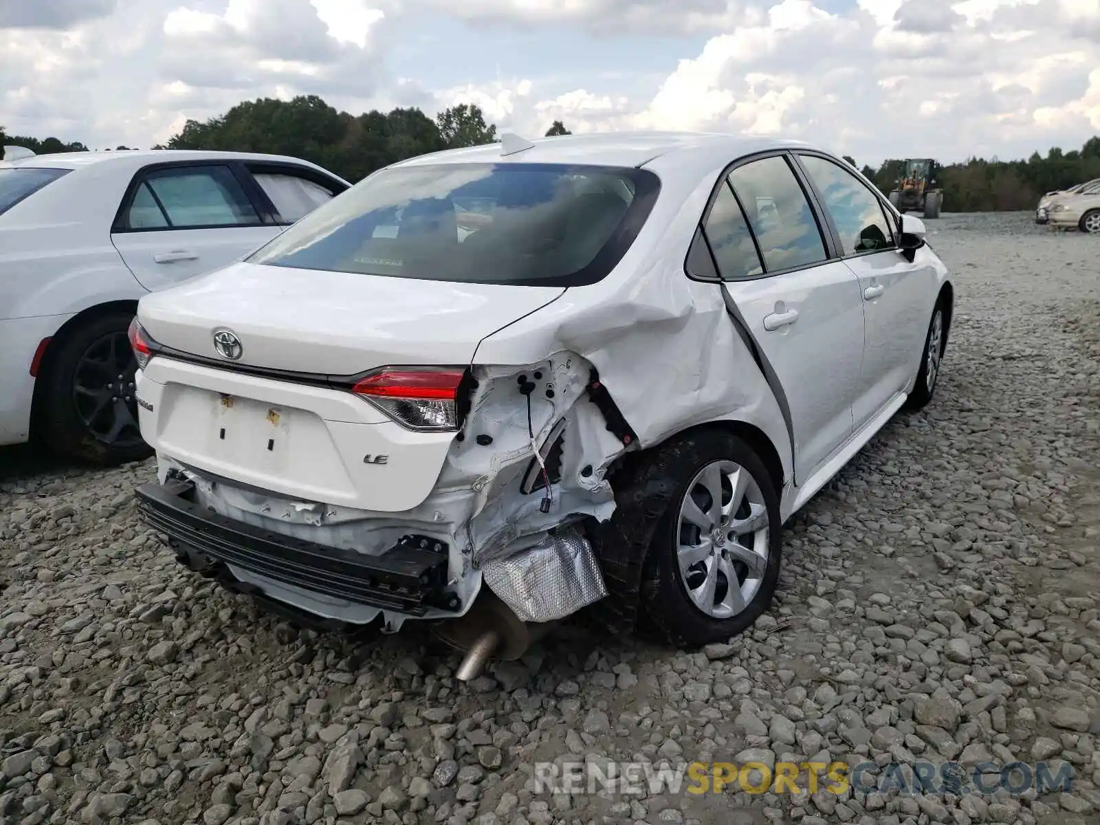 4 Photograph of a damaged car JTDEPRAE3LJ042001 TOYOTA COROLLA 2020