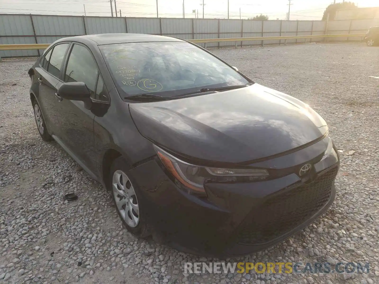 1 Photograph of a damaged car JTDEPRAE3LJ043309 TOYOTA COROLLA 2020