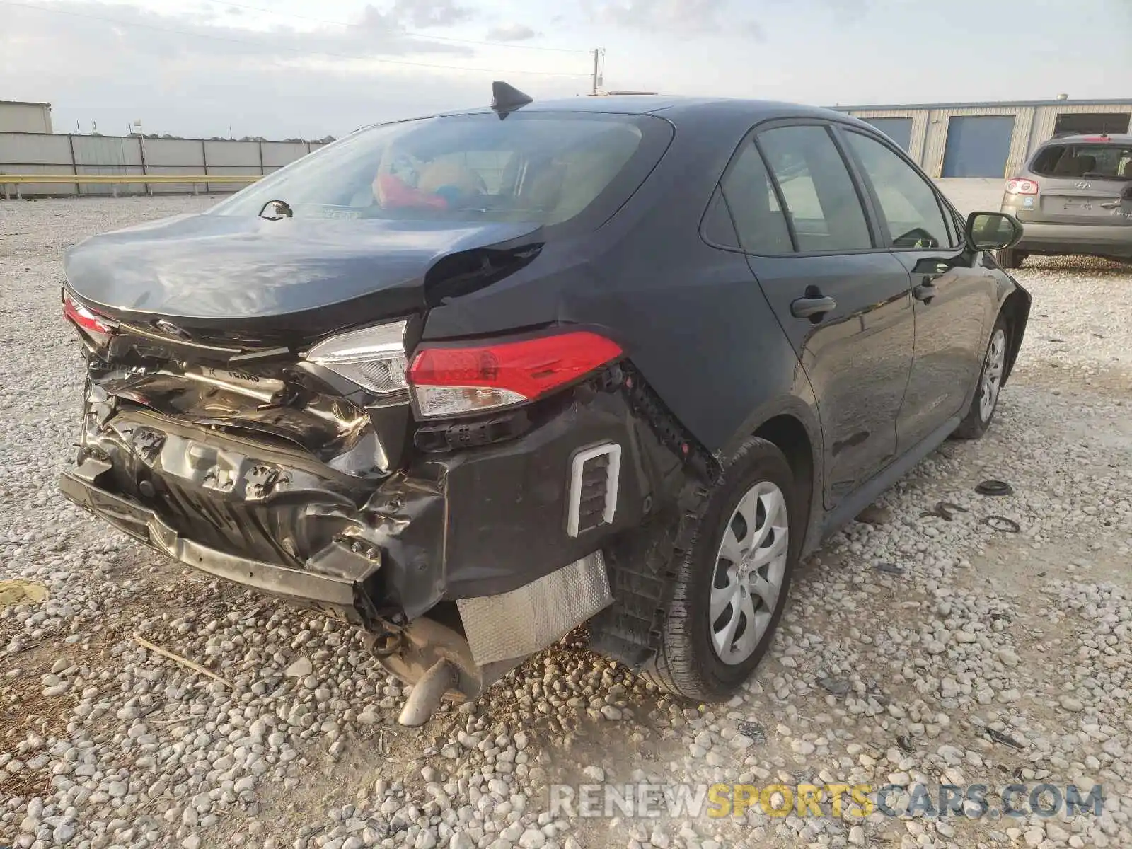 4 Photograph of a damaged car JTDEPRAE3LJ043309 TOYOTA COROLLA 2020