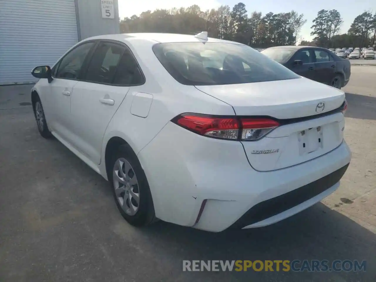 3 Photograph of a damaged car JTDEPRAE3LJ043505 TOYOTA COROLLA 2020