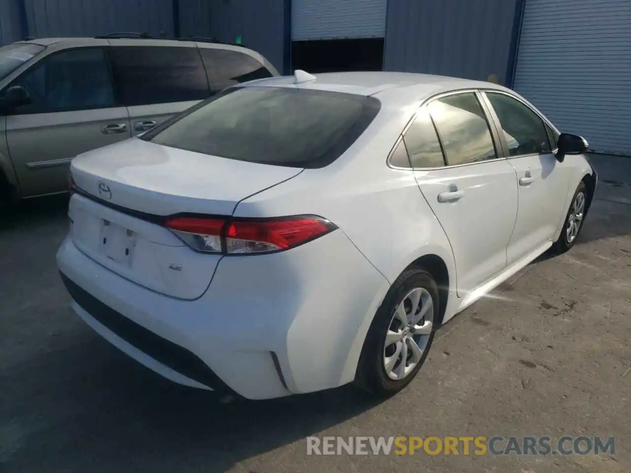 4 Photograph of a damaged car JTDEPRAE3LJ043505 TOYOTA COROLLA 2020