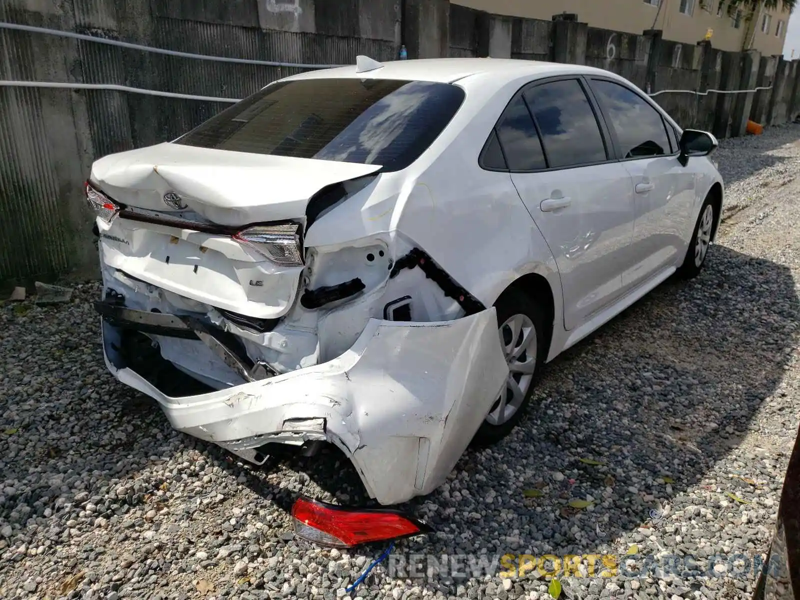 4 Photograph of a damaged car JTDEPRAE3LJ044220 TOYOTA COROLLA 2020