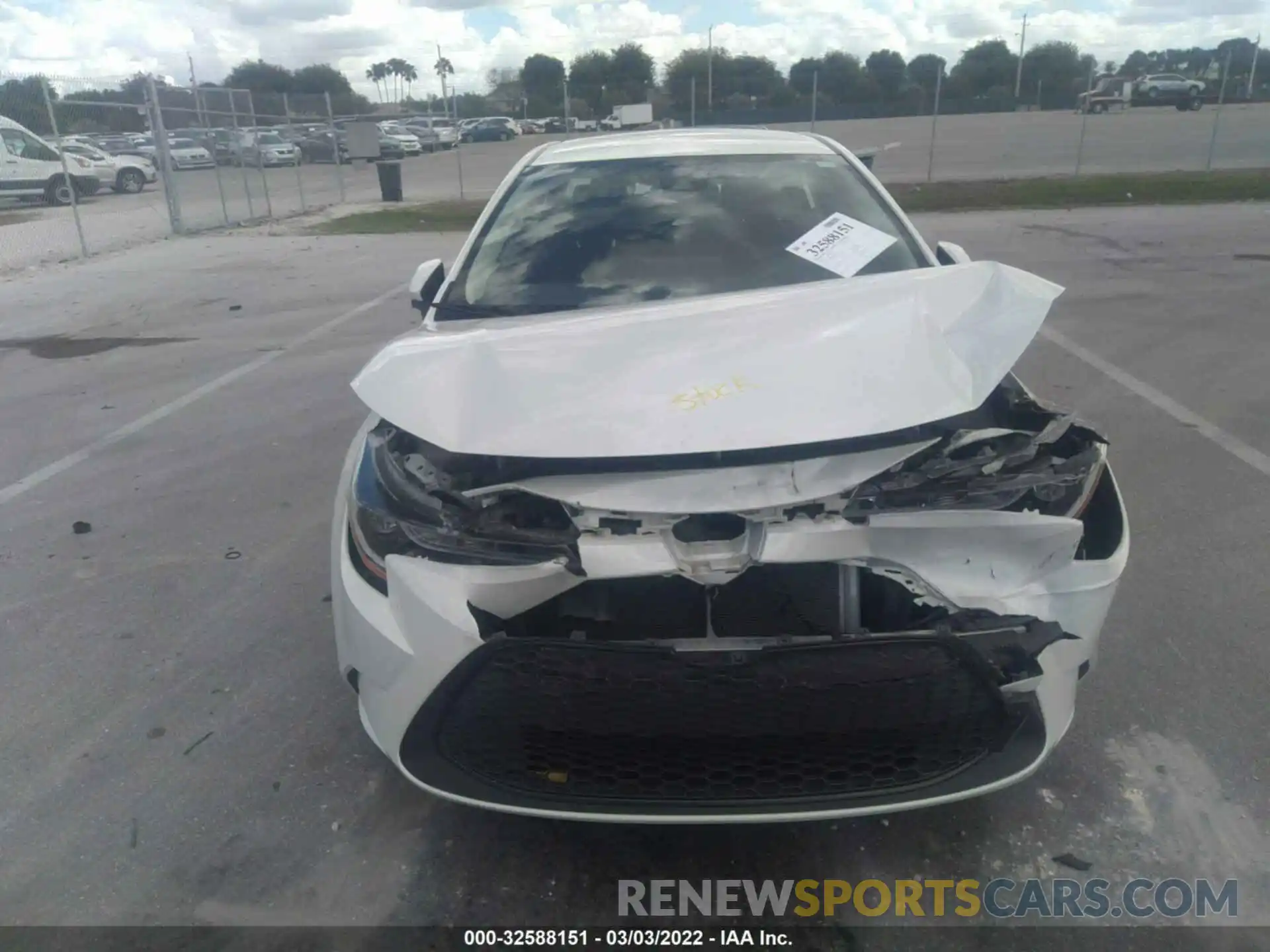 6 Photograph of a damaged car JTDEPRAE3LJ045075 TOYOTA COROLLA 2020