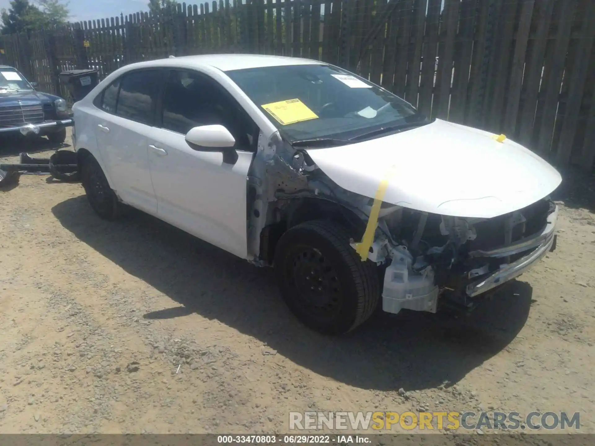 1 Photograph of a damaged car JTDEPRAE3LJ045237 TOYOTA COROLLA 2020