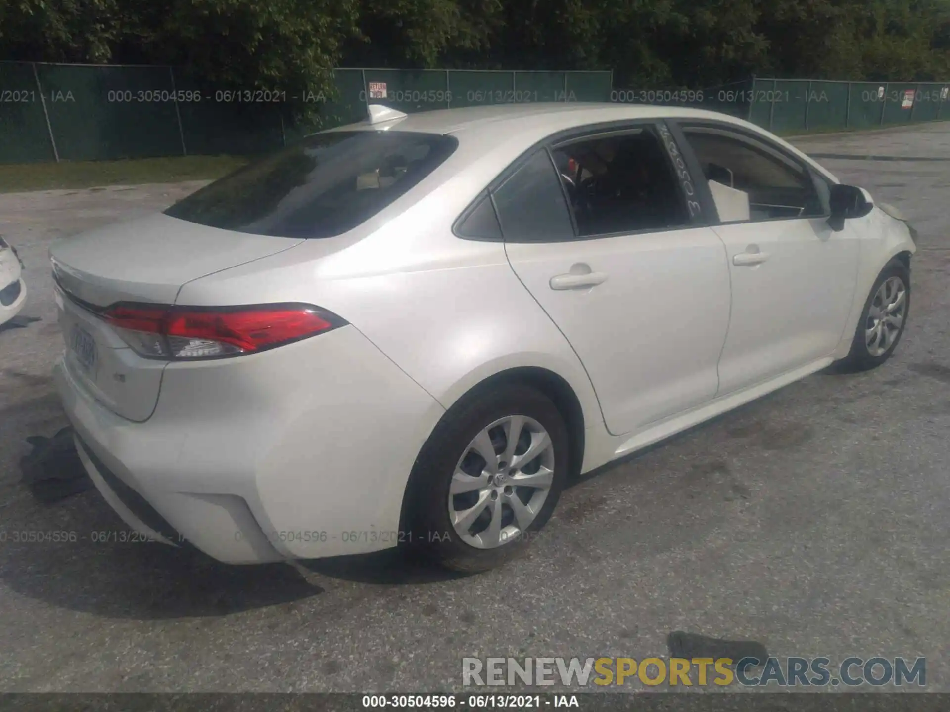 4 Photograph of a damaged car JTDEPRAE3LJ045366 TOYOTA COROLLA 2020