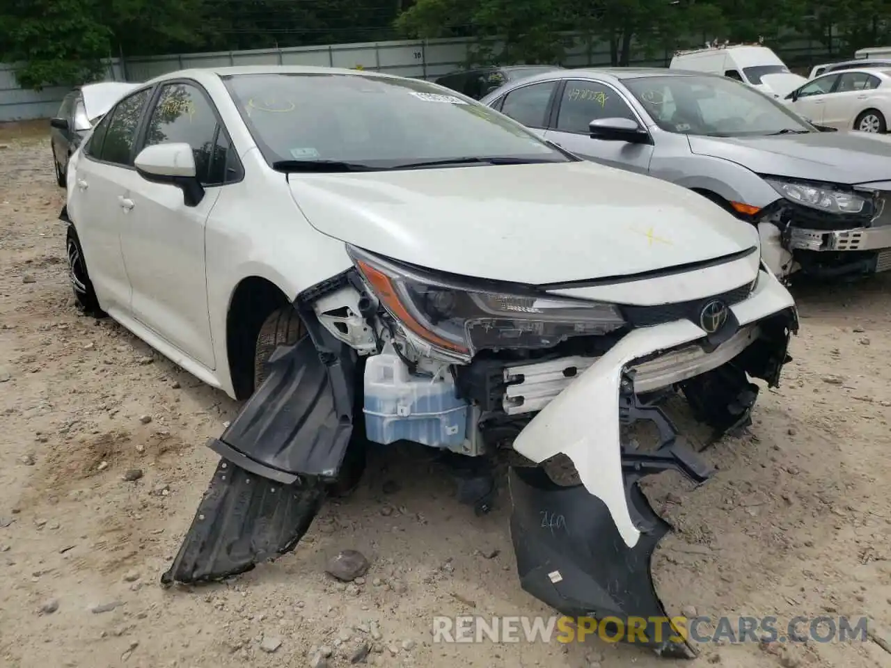 1 Photograph of a damaged car JTDEPRAE3LJ045688 TOYOTA COROLLA 2020