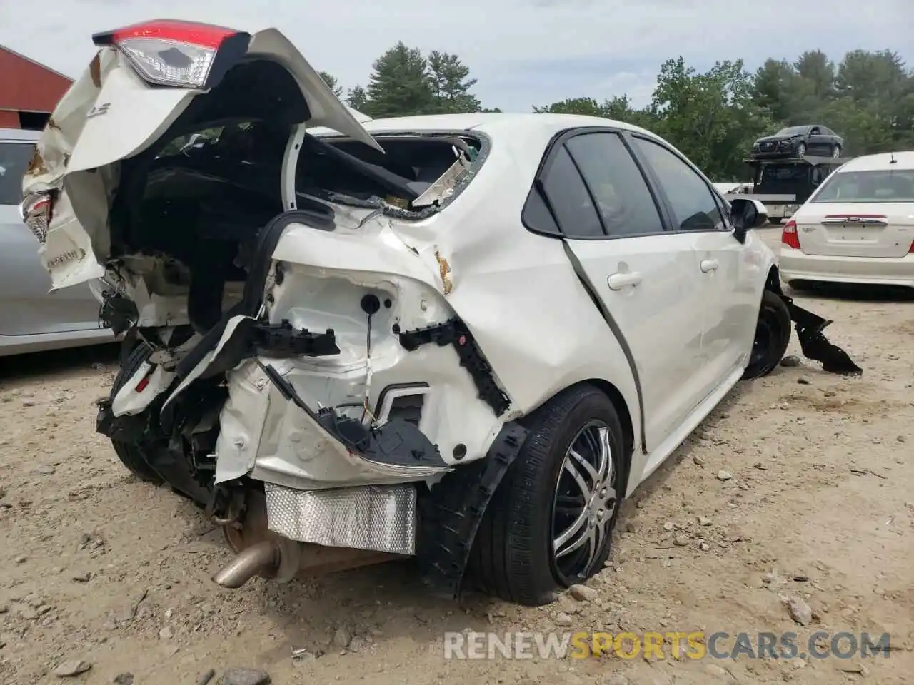 4 Photograph of a damaged car JTDEPRAE3LJ045688 TOYOTA COROLLA 2020