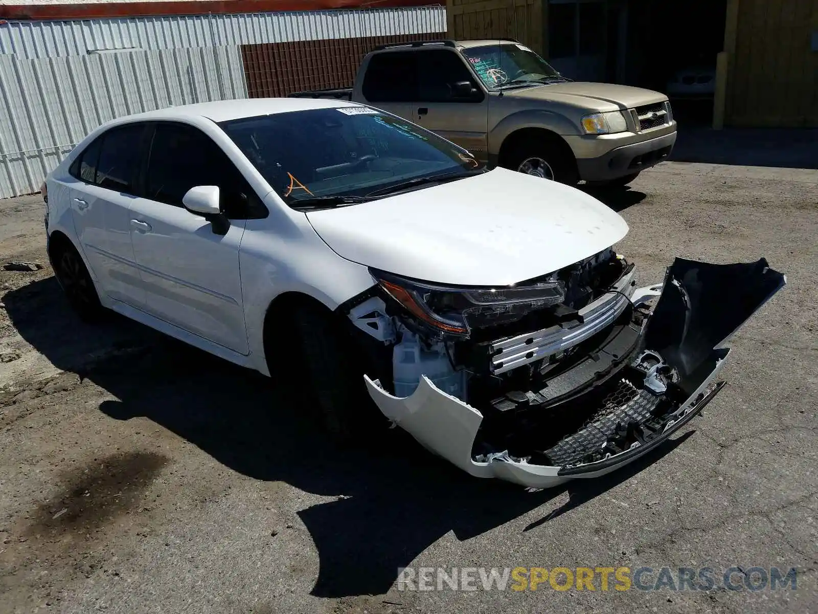 1 Photograph of a damaged car JTDEPRAE3LJ047957 TOYOTA COROLLA 2020