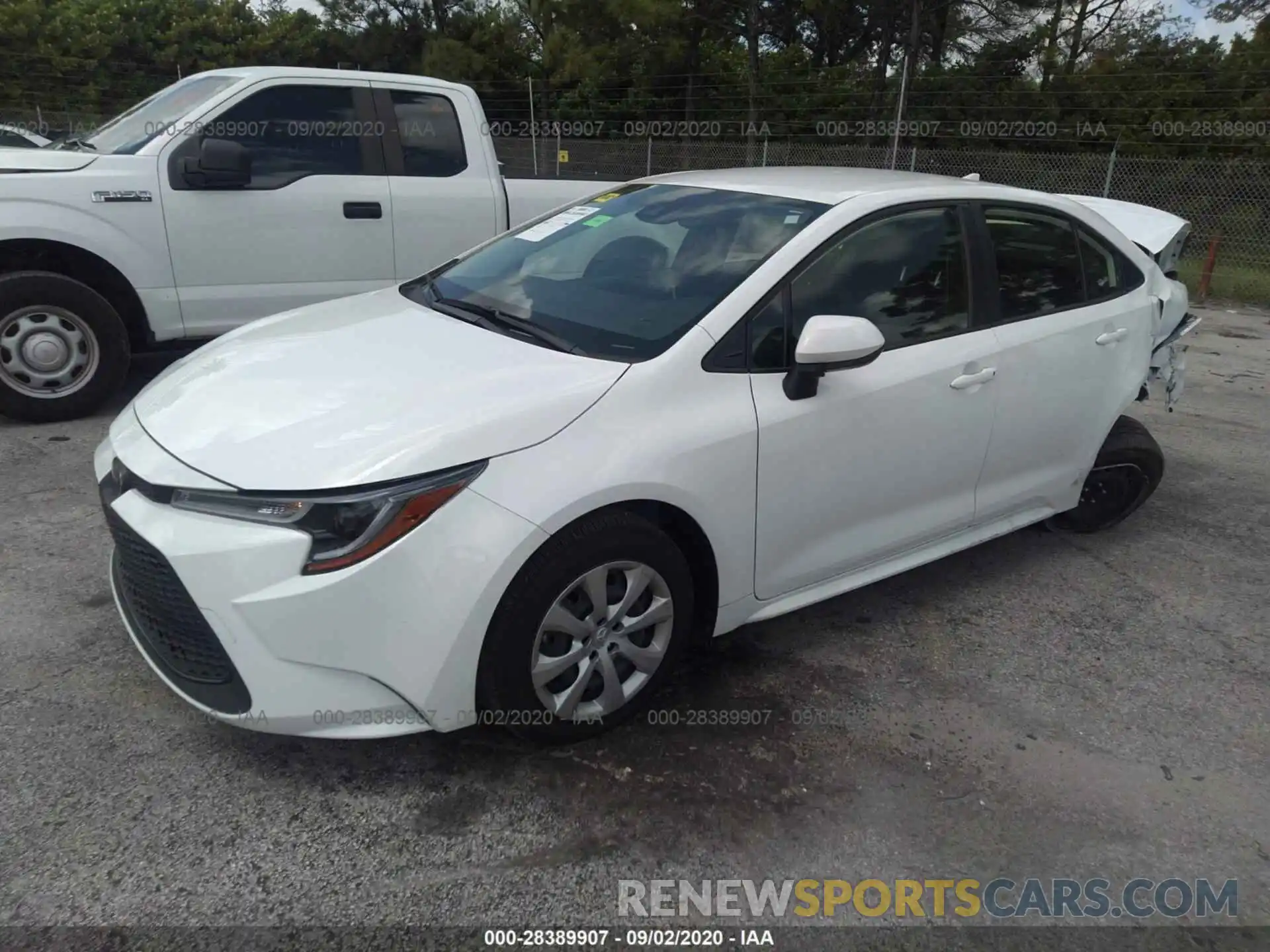 2 Photograph of a damaged car JTDEPRAE3LJ049093 TOYOTA COROLLA 2020