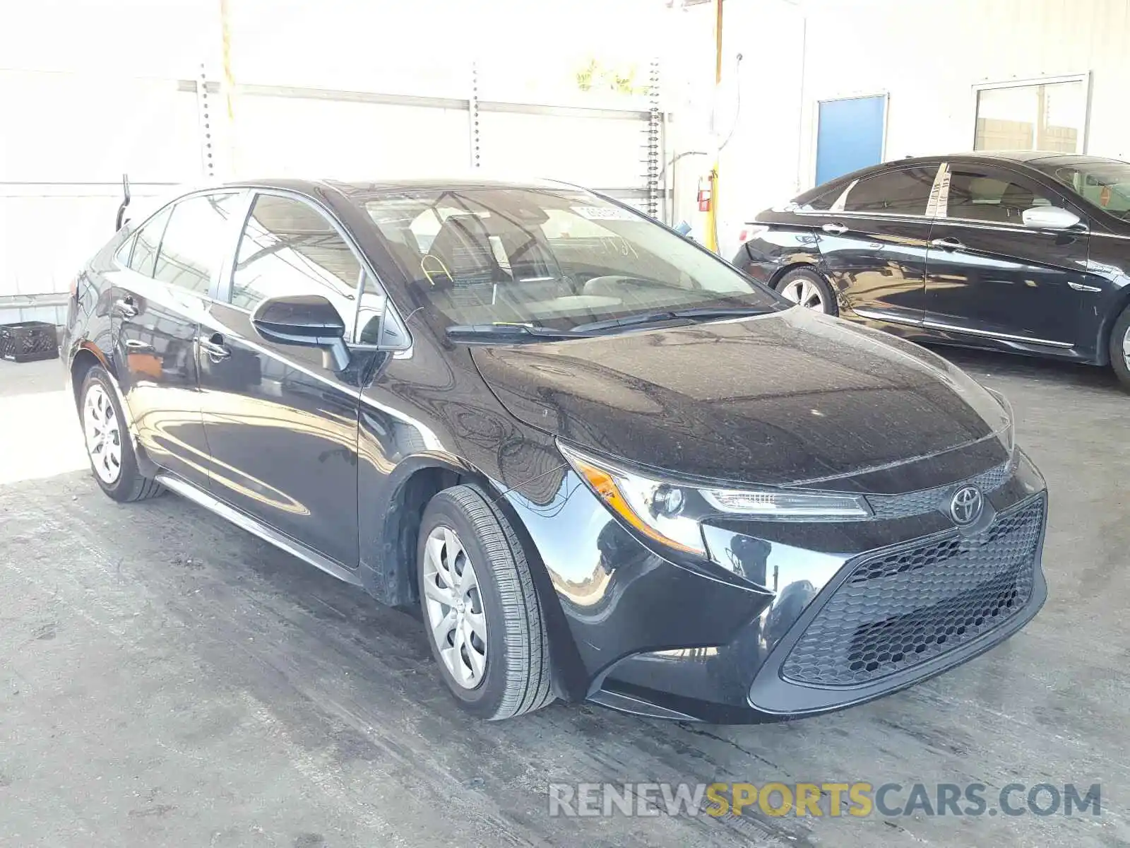 1 Photograph of a damaged car JTDEPRAE3LJ050261 TOYOTA COROLLA 2020