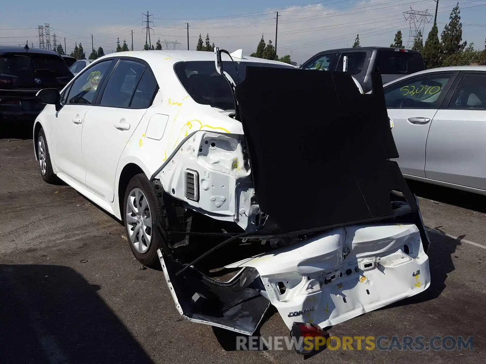 3 Photograph of a damaged car JTDEPRAE3LJ050941 TOYOTA COROLLA 2020