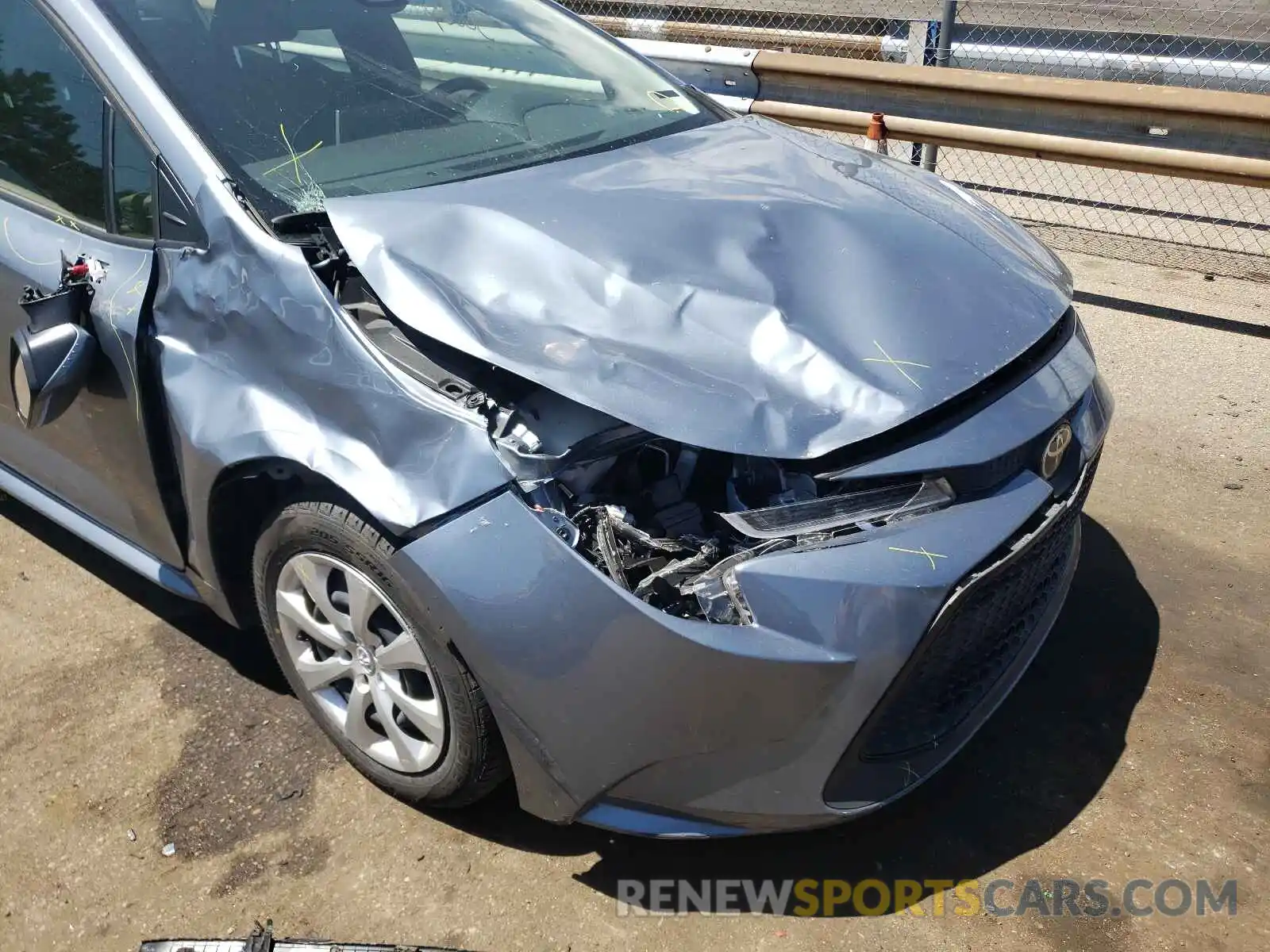 9 Photograph of a damaged car JTDEPRAE3LJ051135 TOYOTA COROLLA 2020