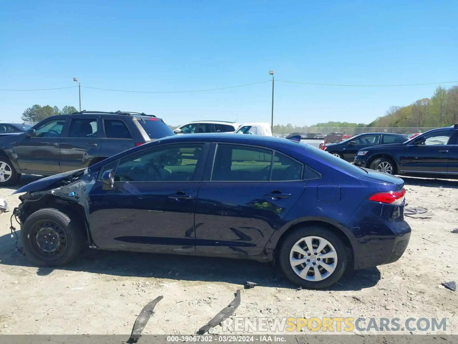 15 Photograph of a damaged car JTDEPRAE3LJ053211 TOYOTA COROLLA 2020