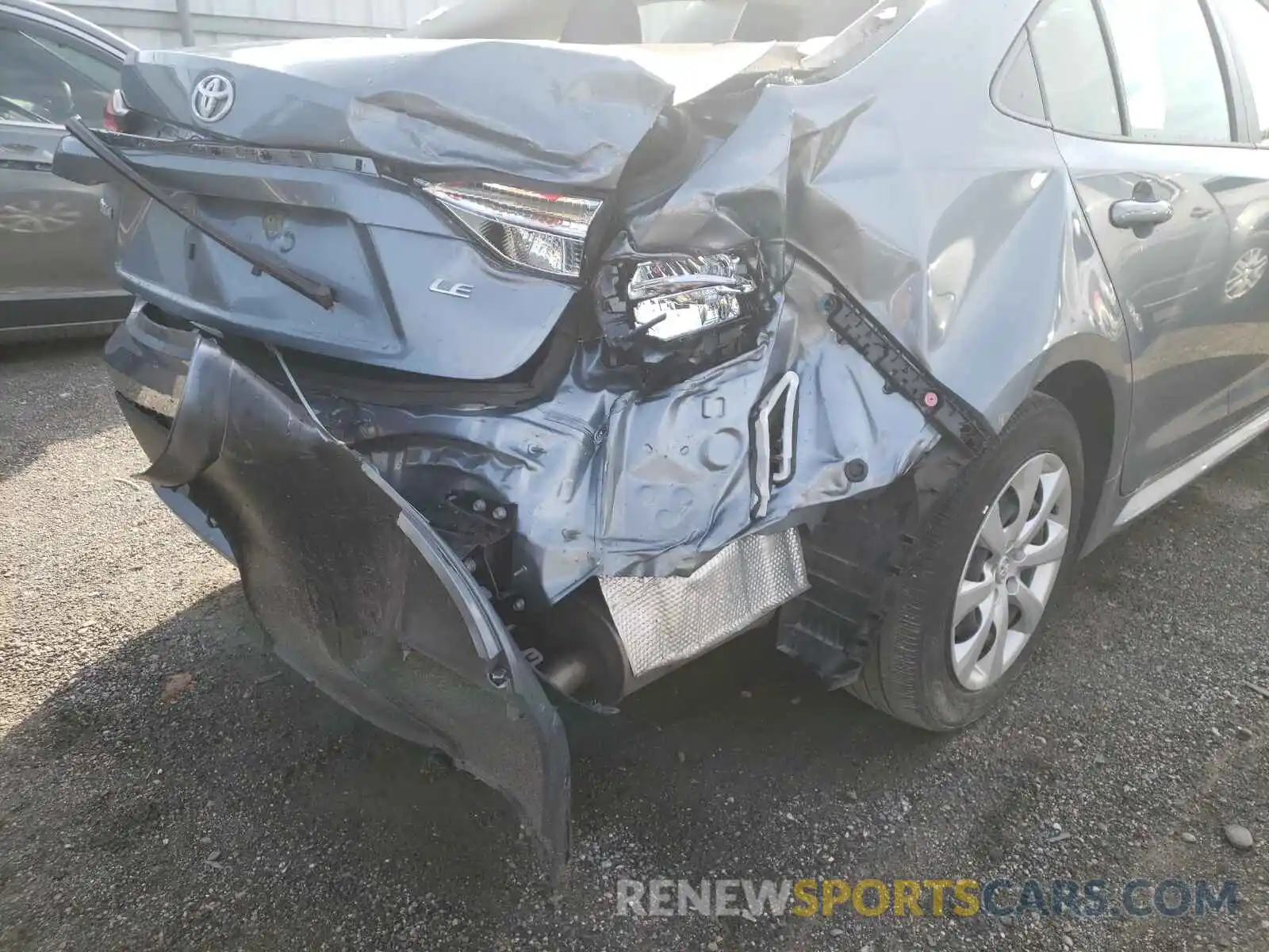 9 Photograph of a damaged car JTDEPRAE3LJ053628 TOYOTA COROLLA 2020