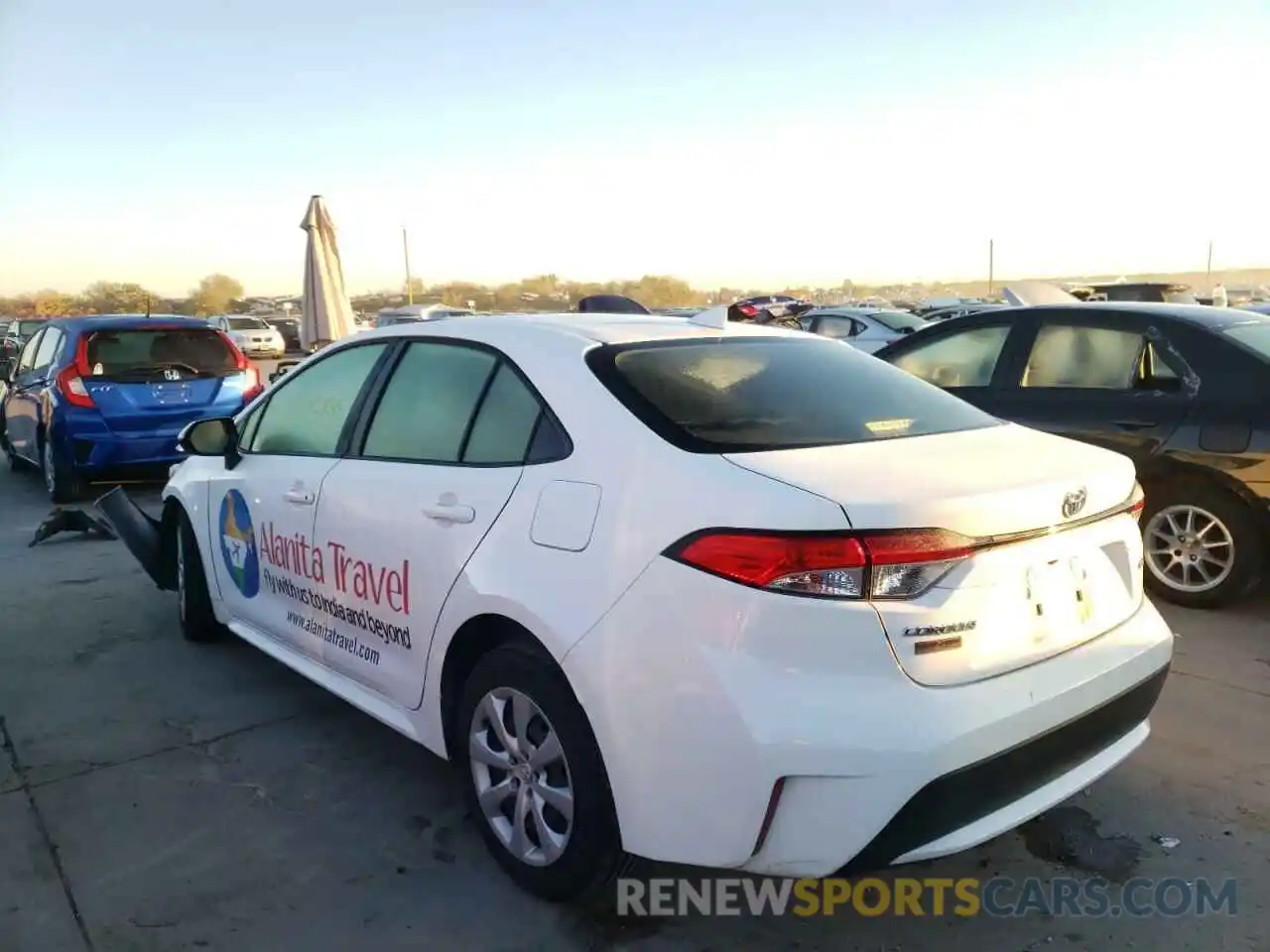 3 Photograph of a damaged car JTDEPRAE3LJ055881 TOYOTA COROLLA 2020