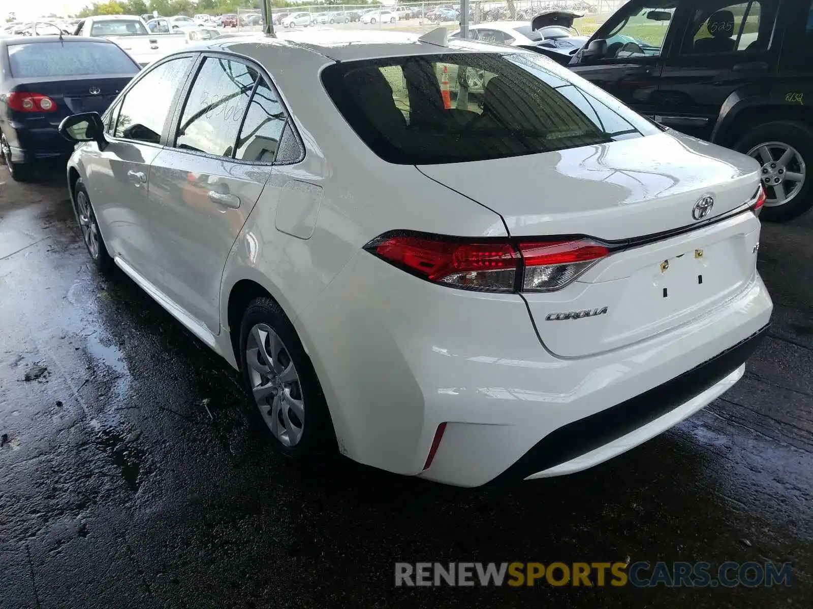 3 Photograph of a damaged car JTDEPRAE3LJ056643 TOYOTA COROLLA 2020