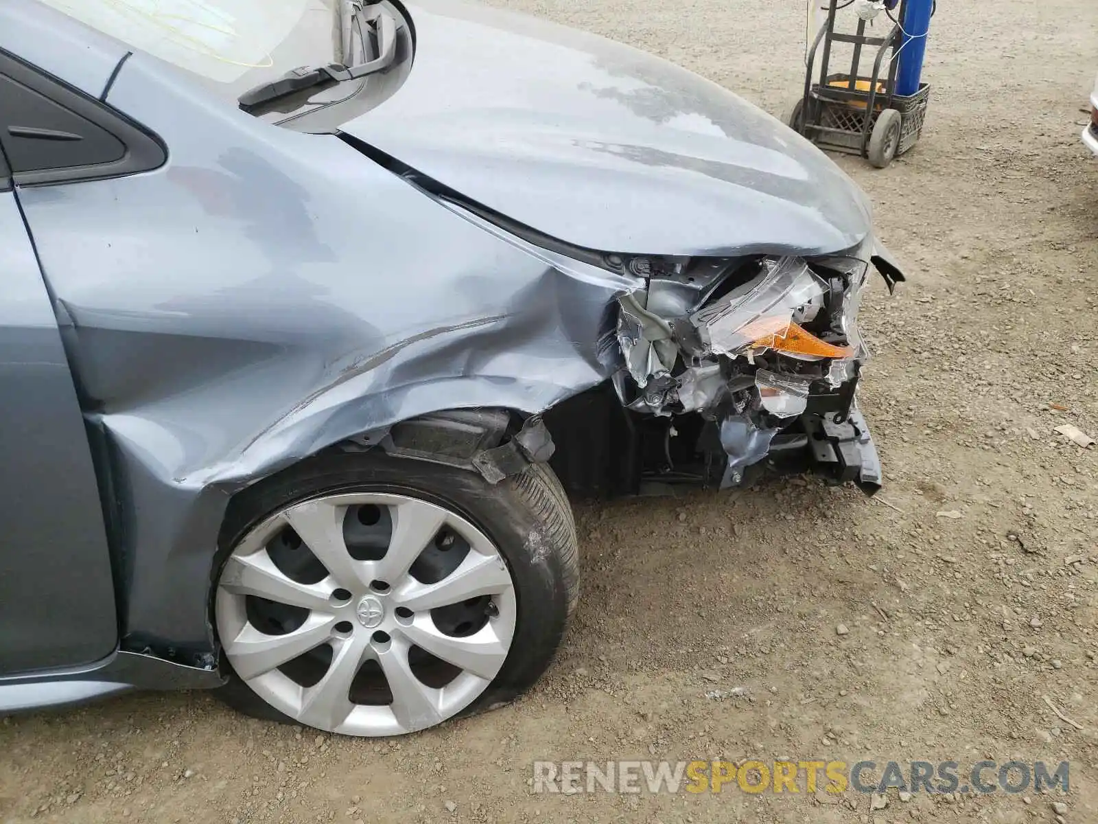 9 Photograph of a damaged car JTDEPRAE3LJ057873 TOYOTA COROLLA 2020