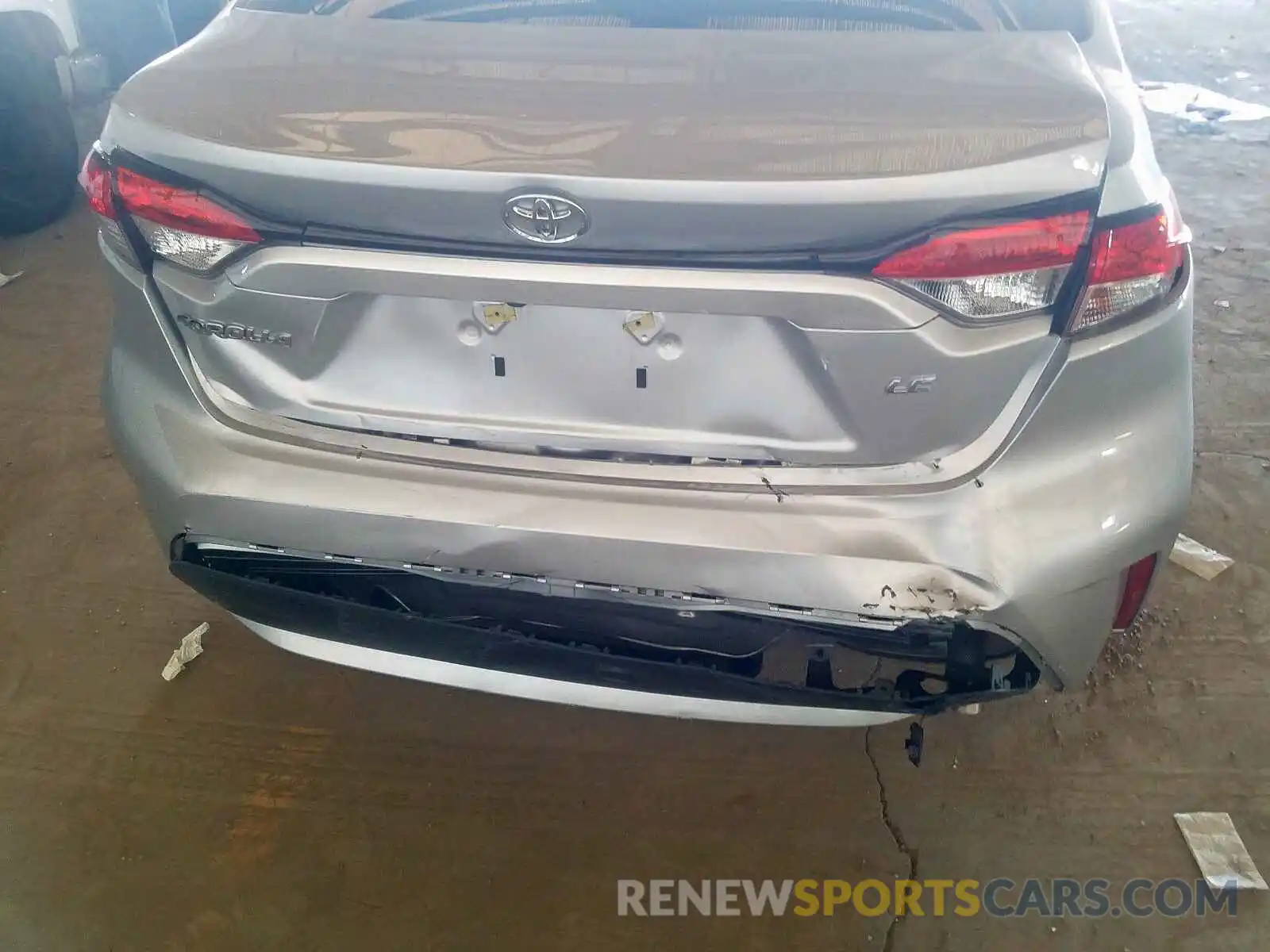 9 Photograph of a damaged car JTDEPRAE3LJ058943 TOYOTA COROLLA 2020