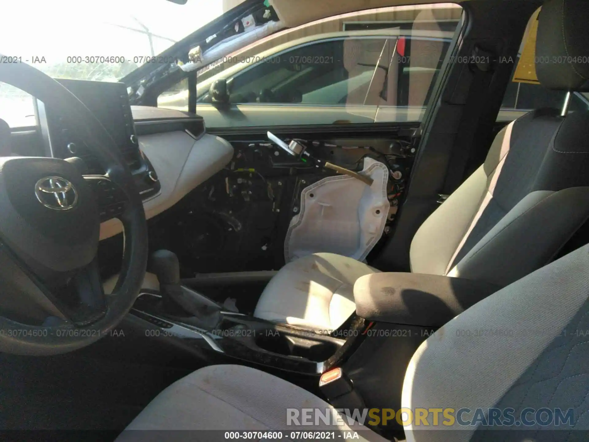 5 Photograph of a damaged car JTDEPRAE3LJ063236 TOYOTA COROLLA 2020