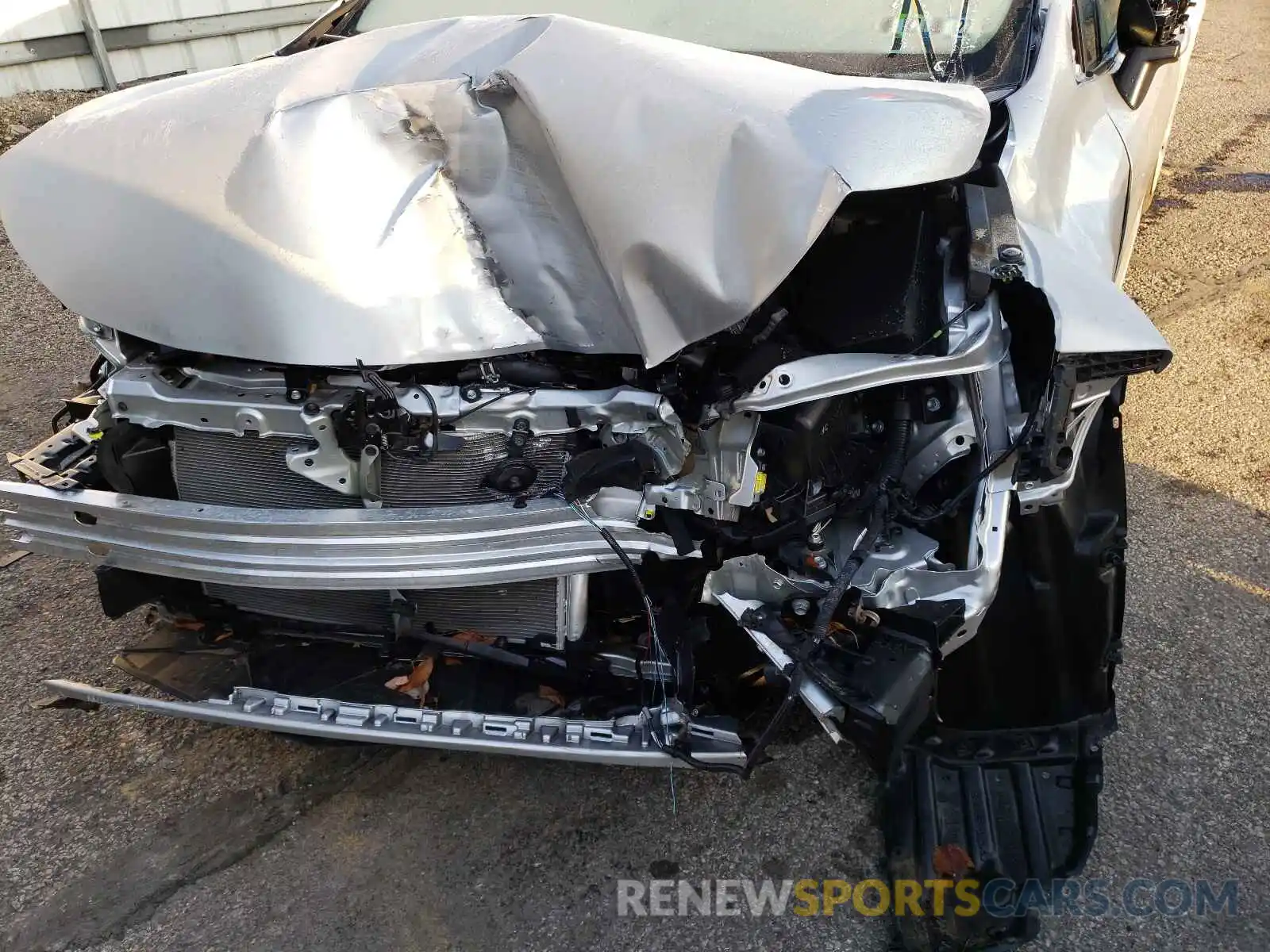 9 Photograph of a damaged car JTDEPRAE3LJ063673 TOYOTA COROLLA 2020