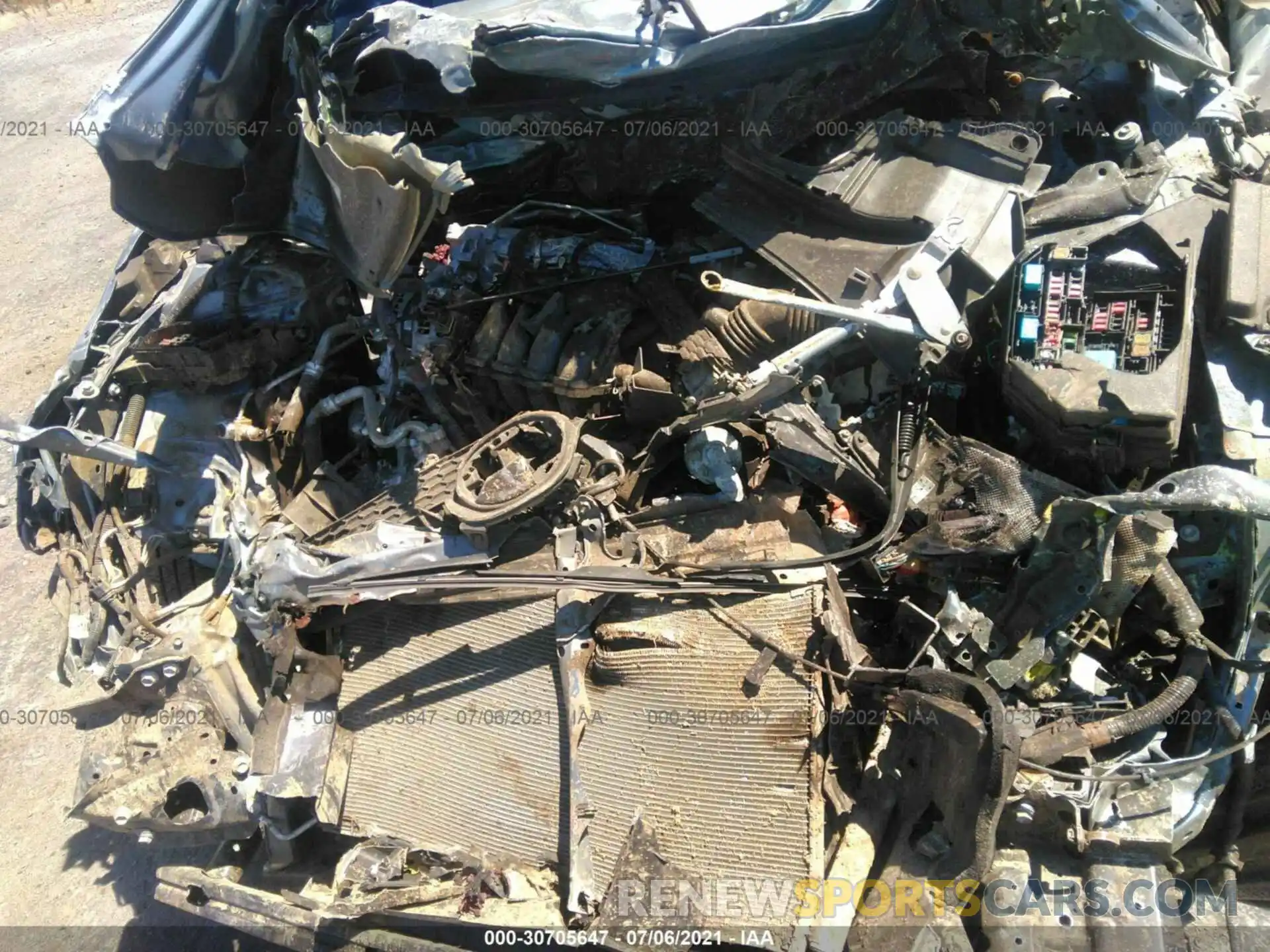 10 Photograph of a damaged car JTDEPRAE3LJ065729 TOYOTA COROLLA 2020