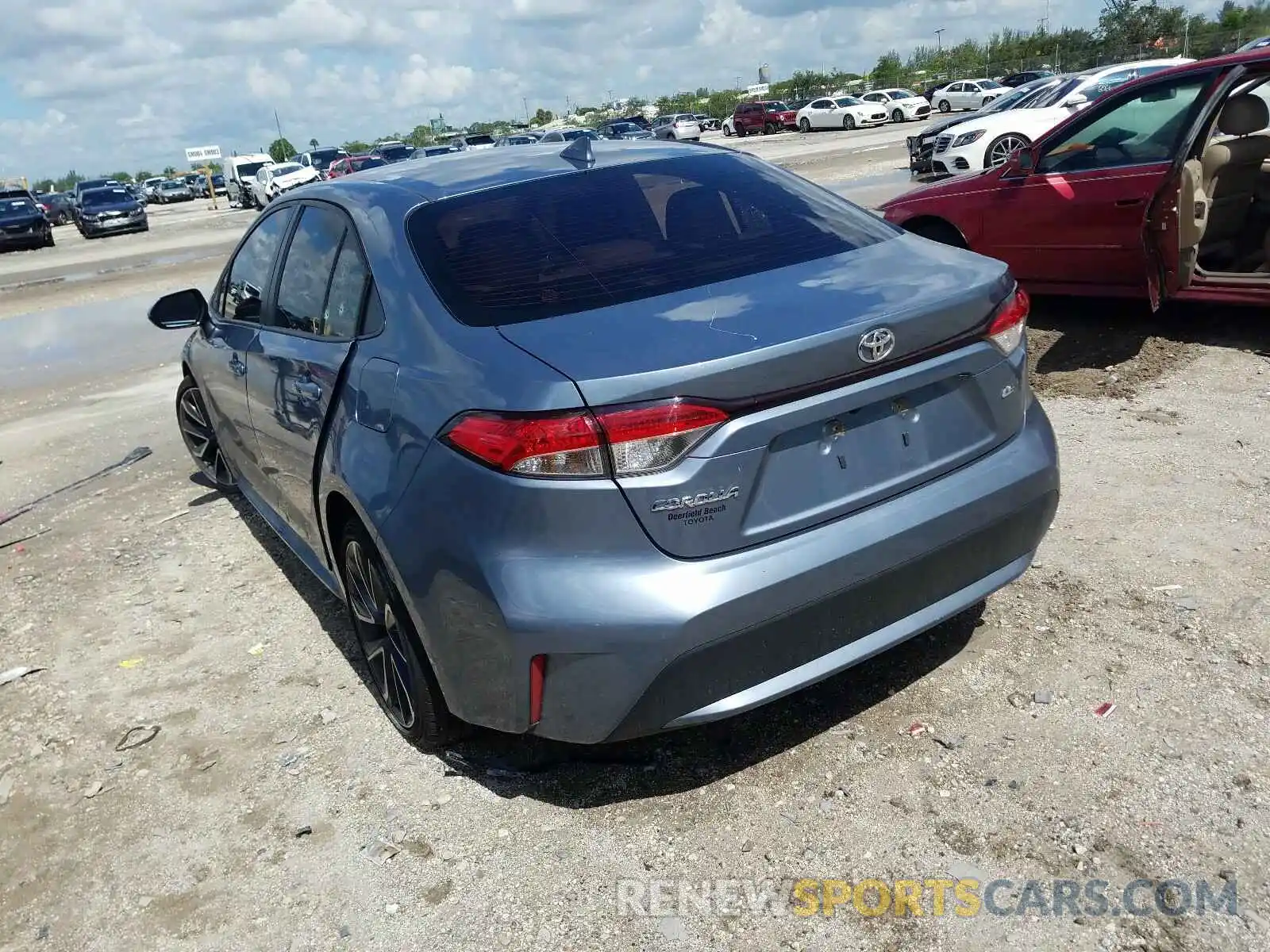 3 Photograph of a damaged car JTDEPRAE3LJ066184 TOYOTA COROLLA 2020