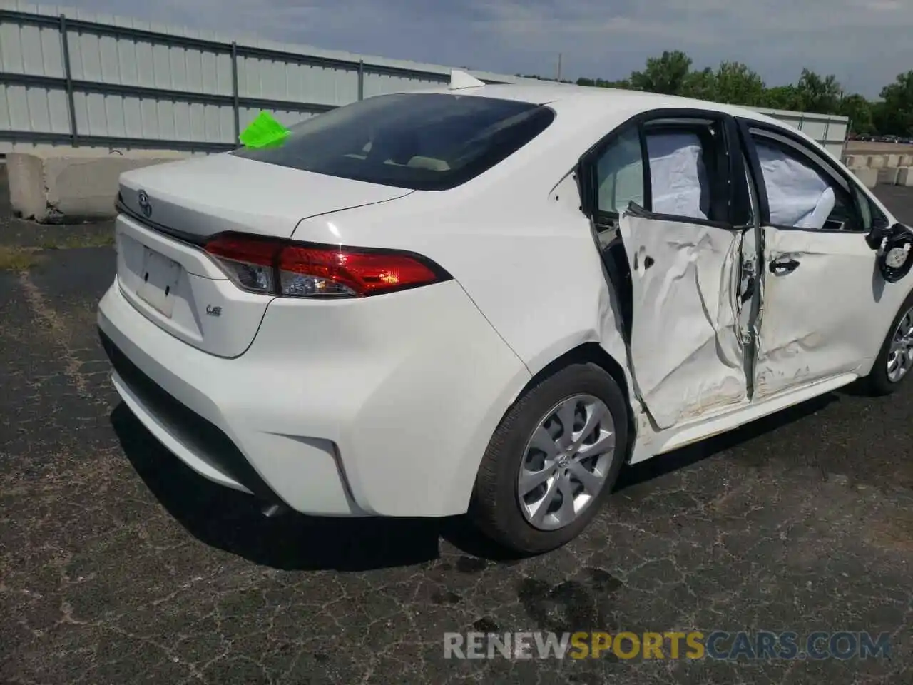 4 Photograph of a damaged car JTDEPRAE3LJ068095 TOYOTA COROLLA 2020