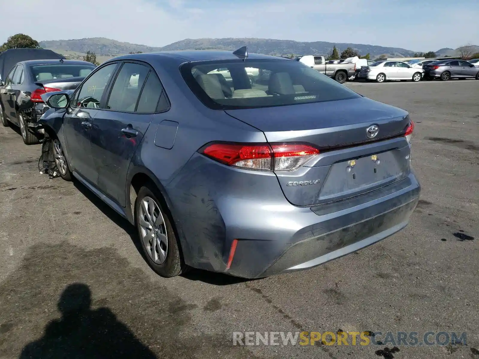 3 Photograph of a damaged car JTDEPRAE3LJ068341 TOYOTA COROLLA 2020