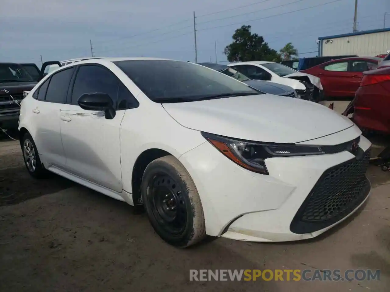 1 Photograph of a damaged car JTDEPRAE3LJ071661 TOYOTA COROLLA 2020