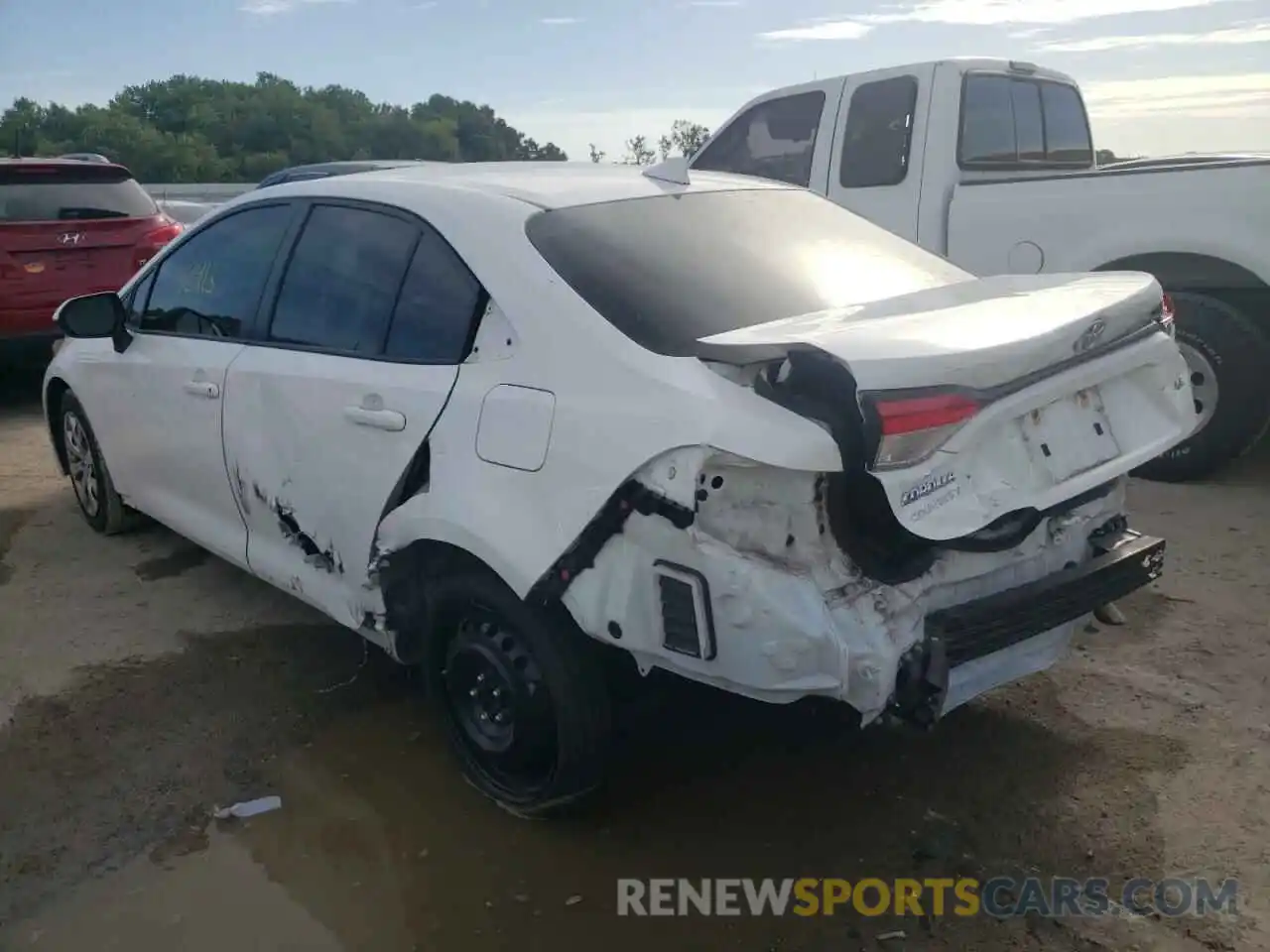 3 Photograph of a damaged car JTDEPRAE3LJ071661 TOYOTA COROLLA 2020