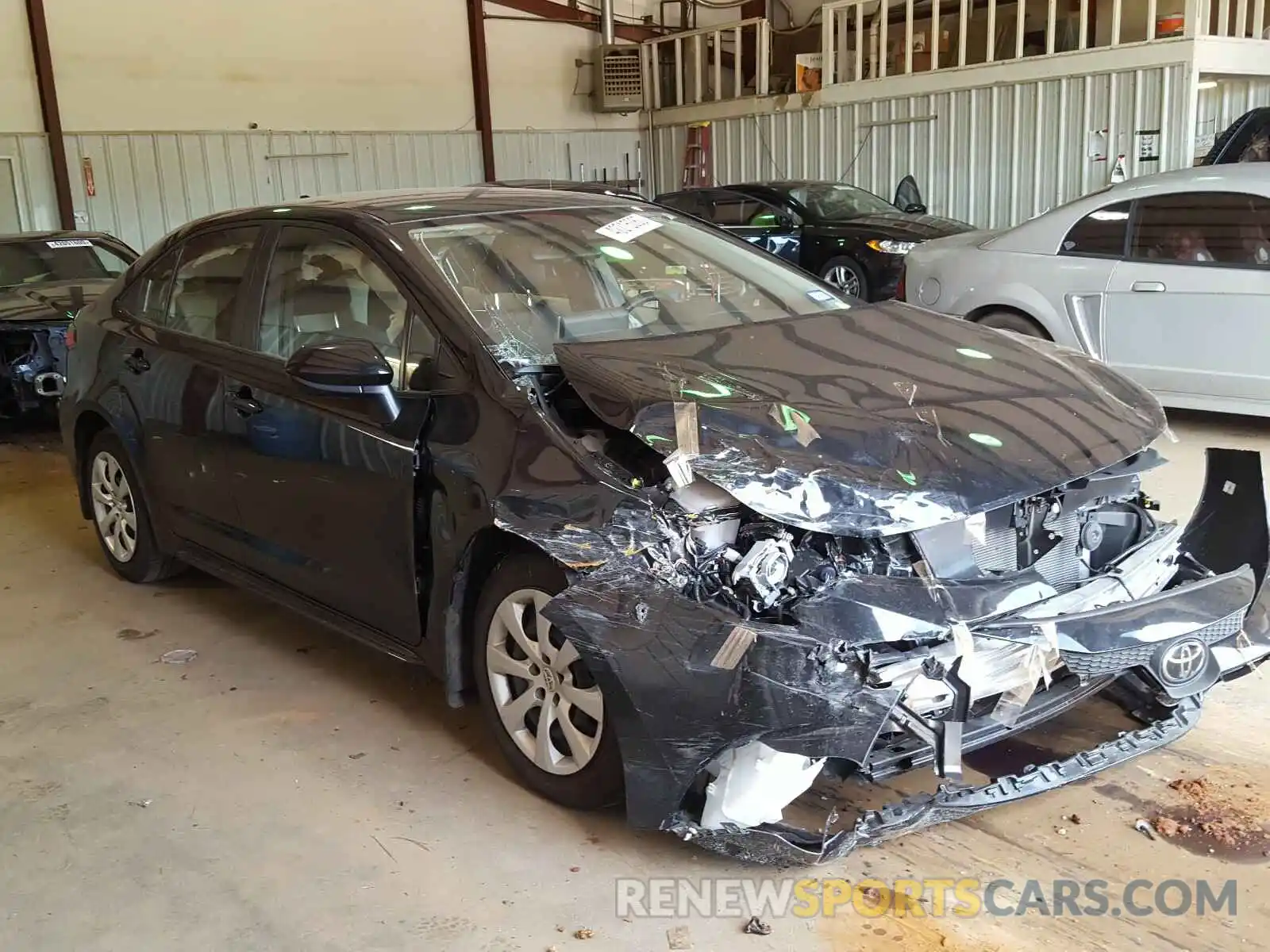 1 Photograph of a damaged car JTDEPRAE3LJ076357 TOYOTA COROLLA 2020