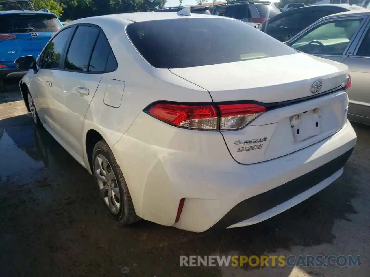 3 Photograph of a damaged car JTDEPRAE3LJ080053 TOYOTA COROLLA 2020