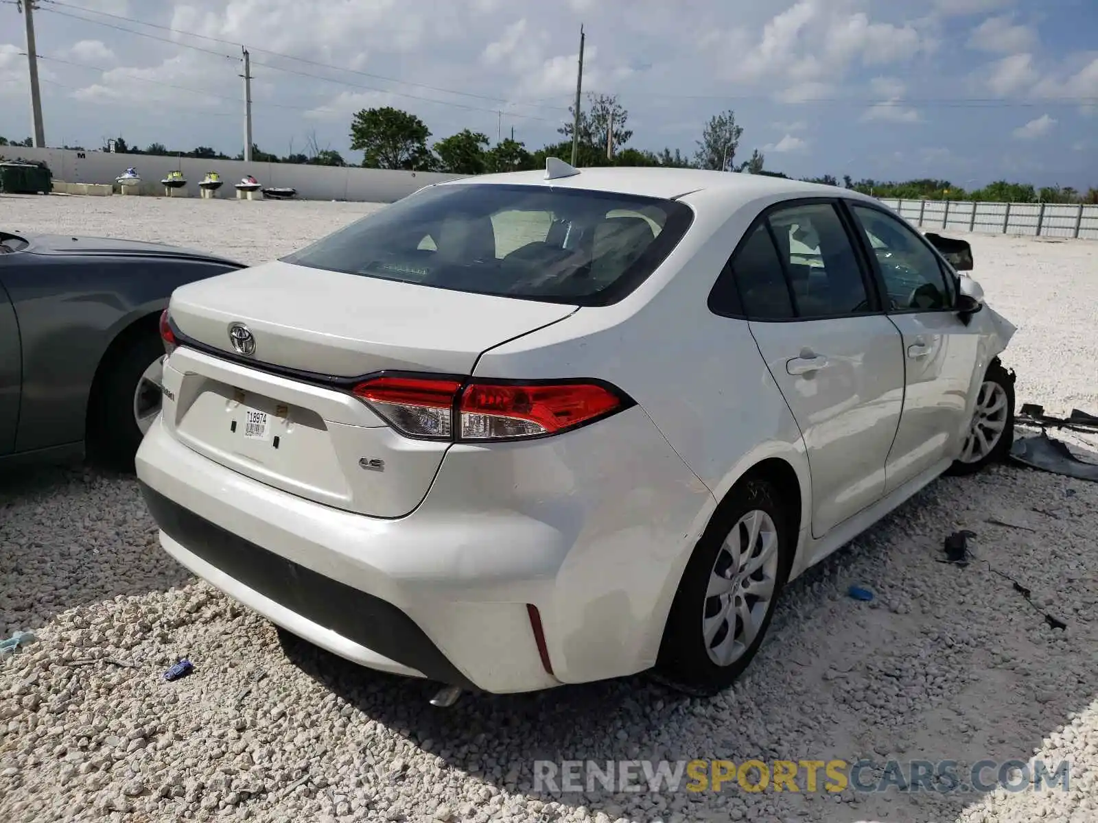 4 Photograph of a damaged car JTDEPRAE3LJ080537 TOYOTA COROLLA 2020