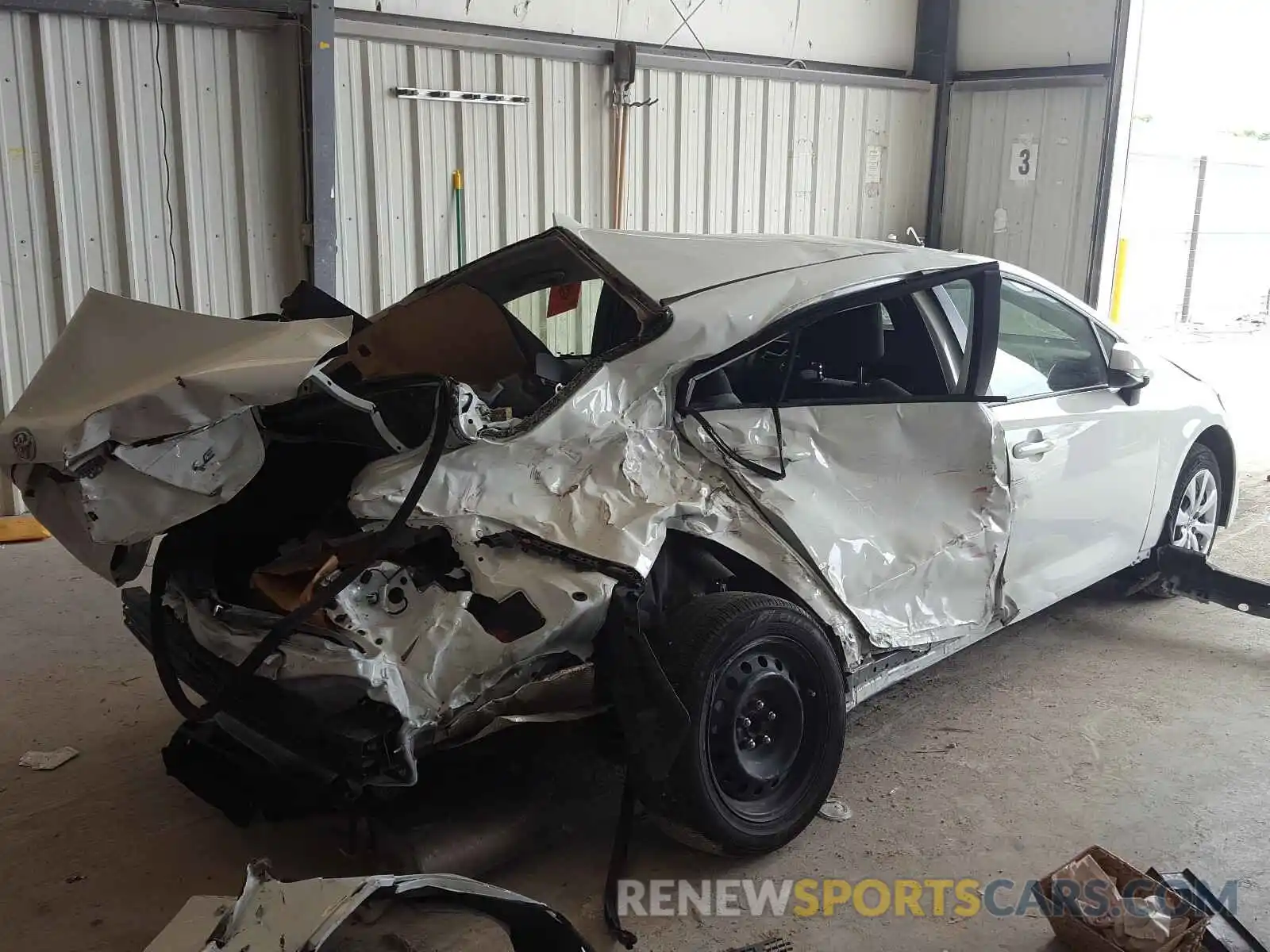 4 Photograph of a damaged car JTDEPRAE3LJ086368 TOYOTA COROLLA 2020